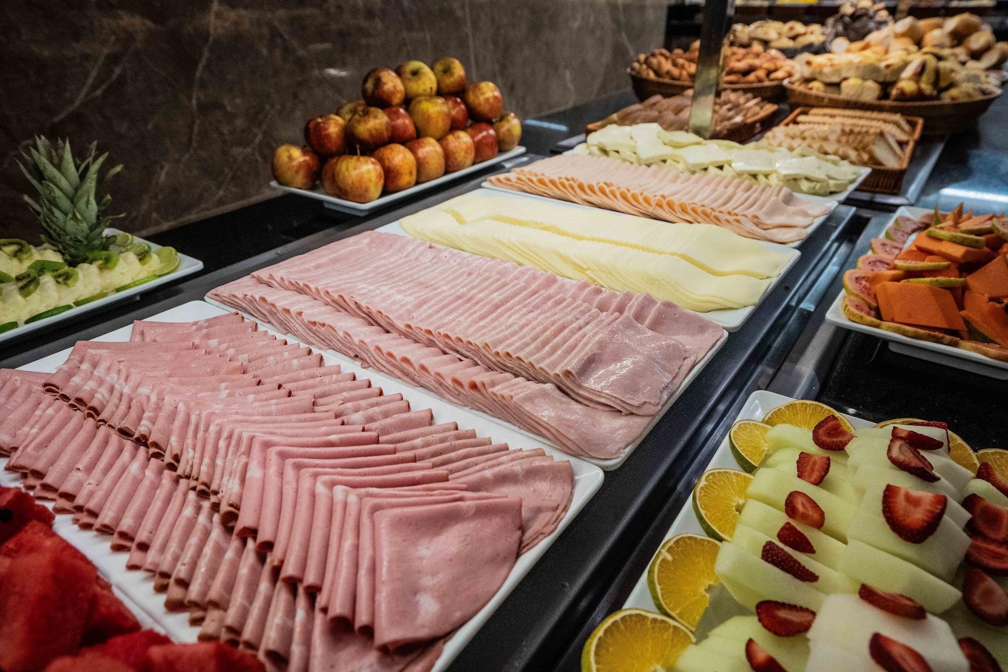 Restaurant Hotel Mega Polo