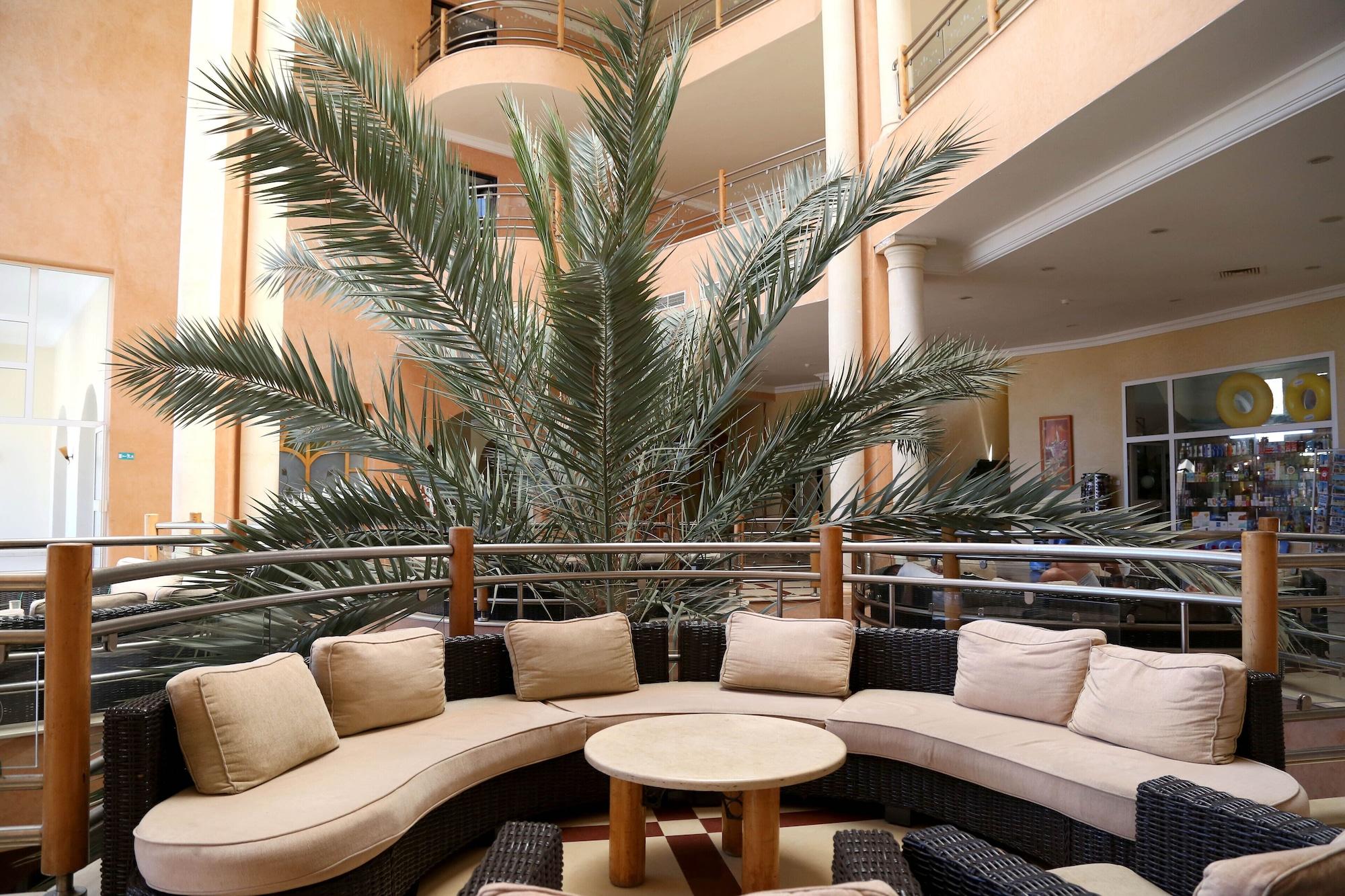 Vista Lobby Eden Star Resort