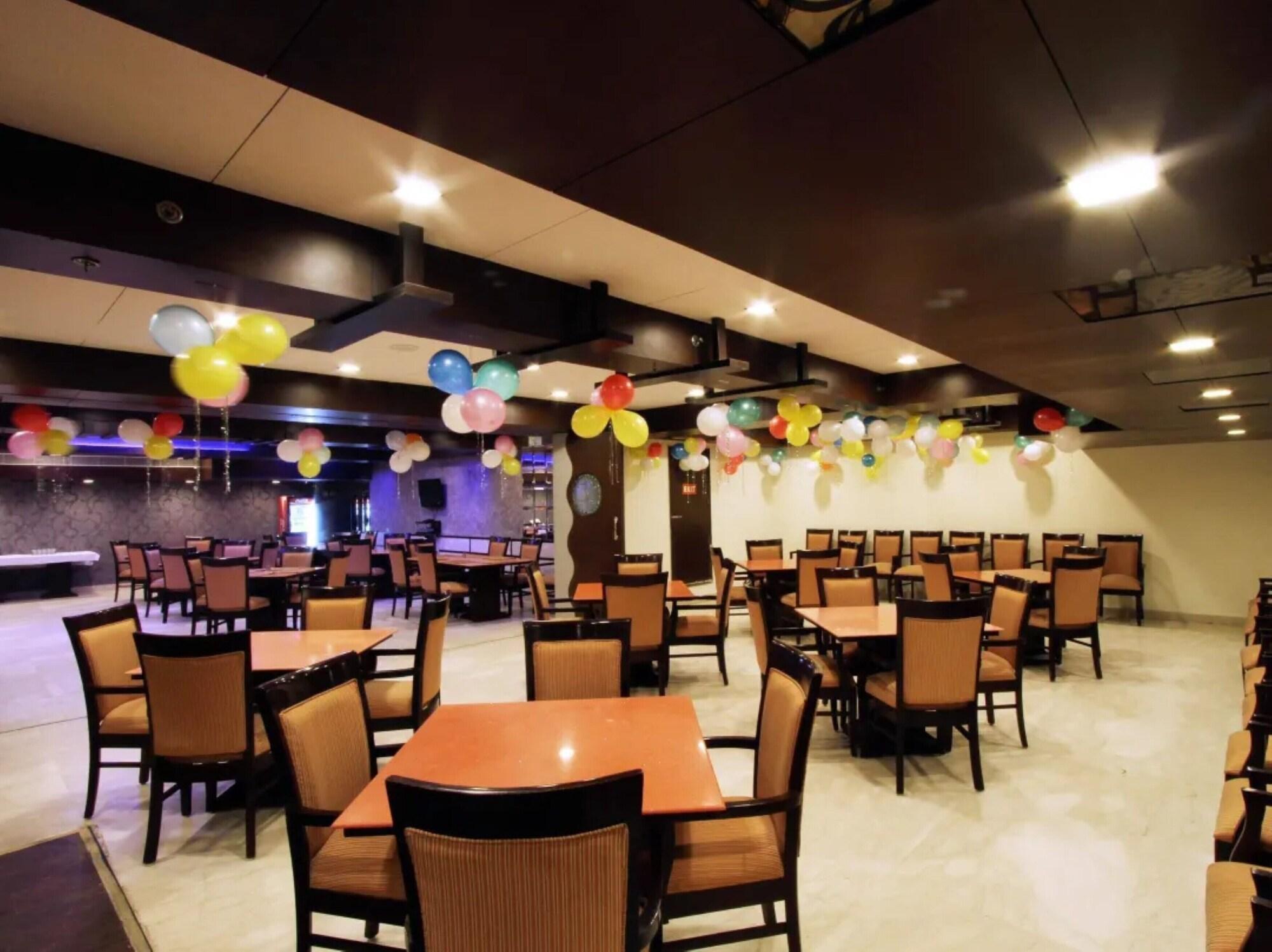 Bar/Salón Hotel Southgate