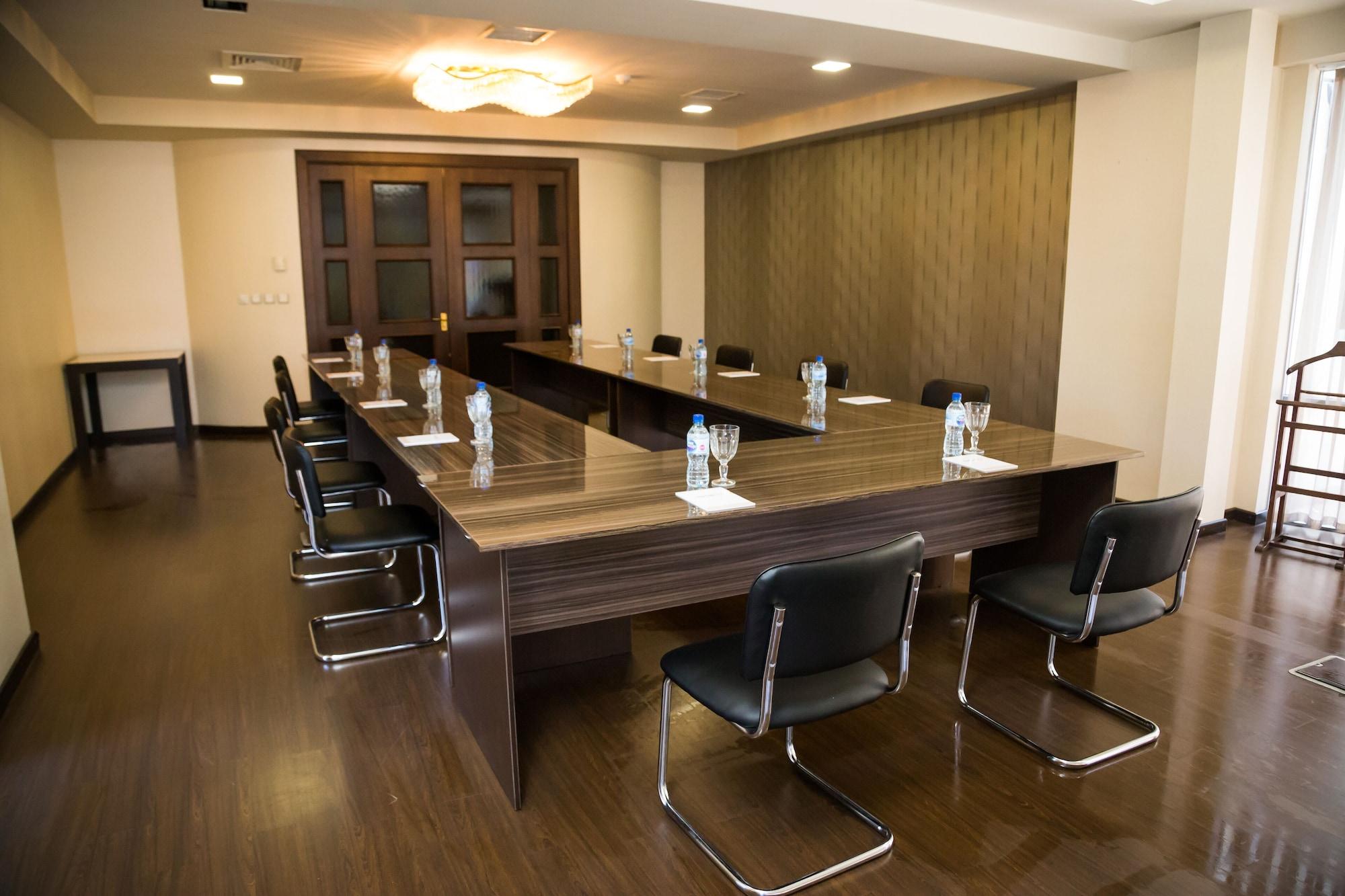 Sala de Reuniones Darhan Boutique Hotel