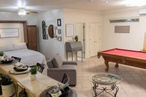 Alquiler Vacacional - Amazing Pool House with Pool, Spa and Outdoor Kitchen