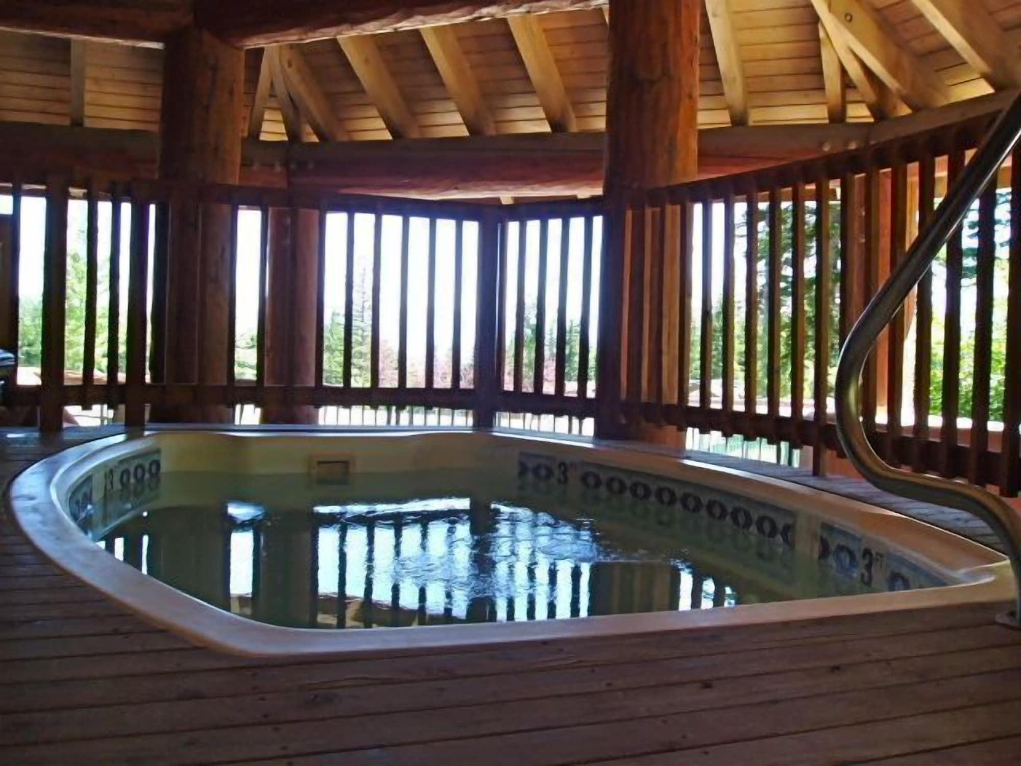 Spa Kintla Lodge