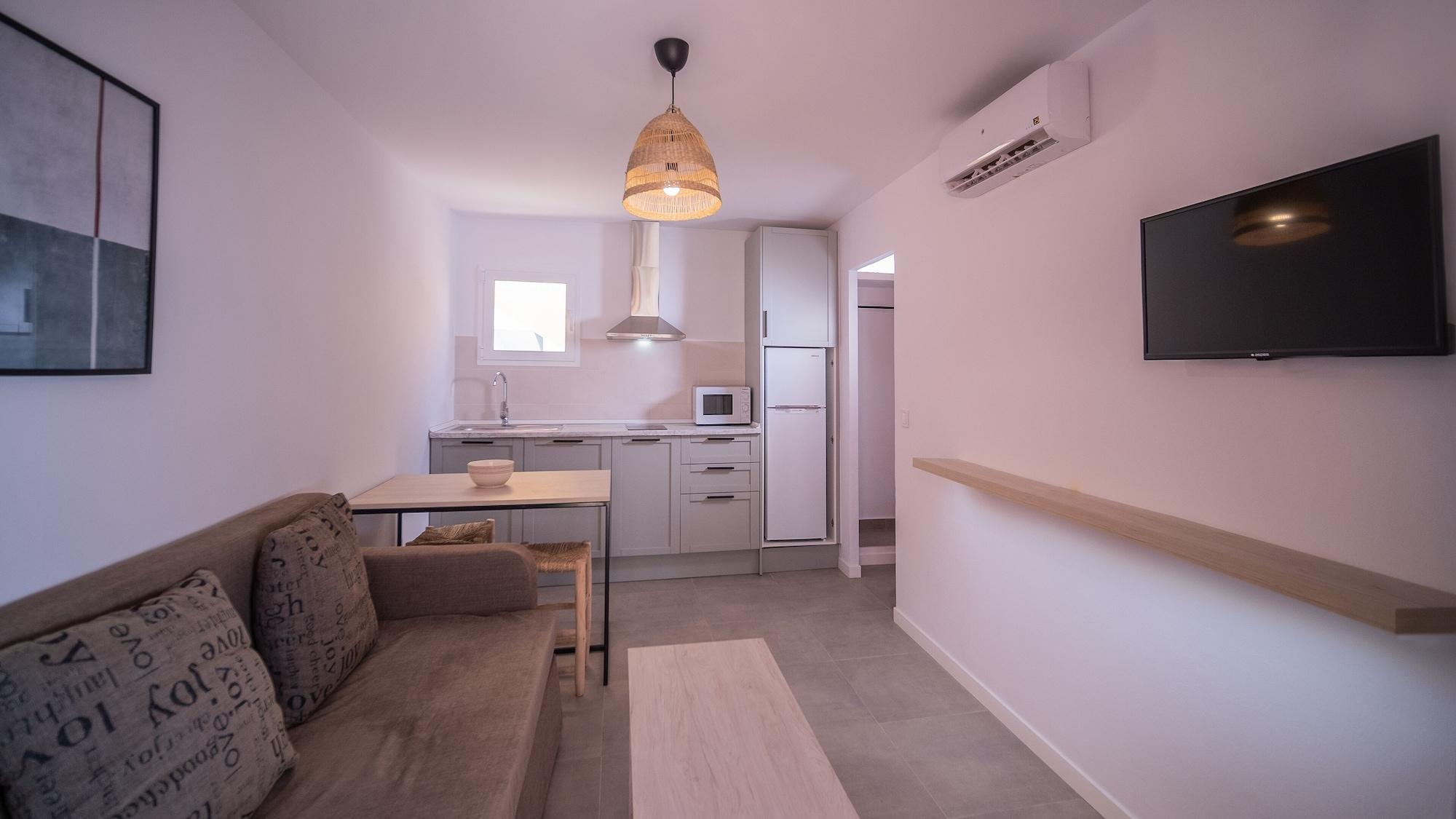 Vista Exterior Sant Joan Apartaments - Adults Only