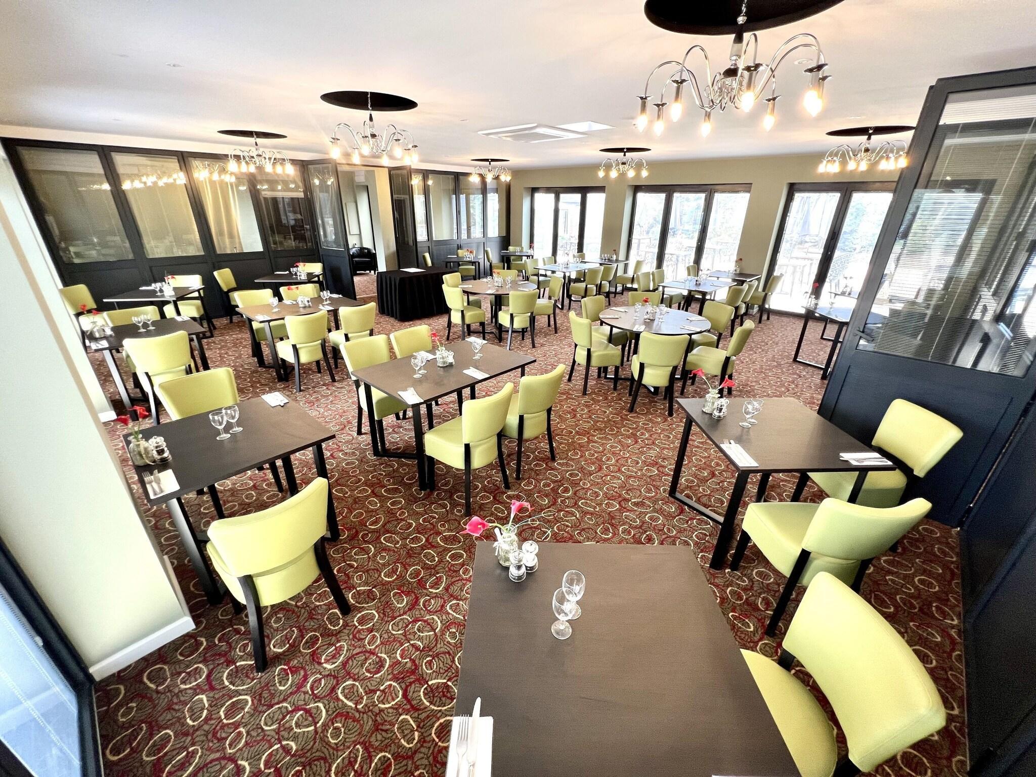 Restaurant South Lawn Hotel