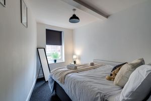 Alquiler Vacacional - Queens Cabin South Bay 2 Bedroom Apartment - LOCL Properties