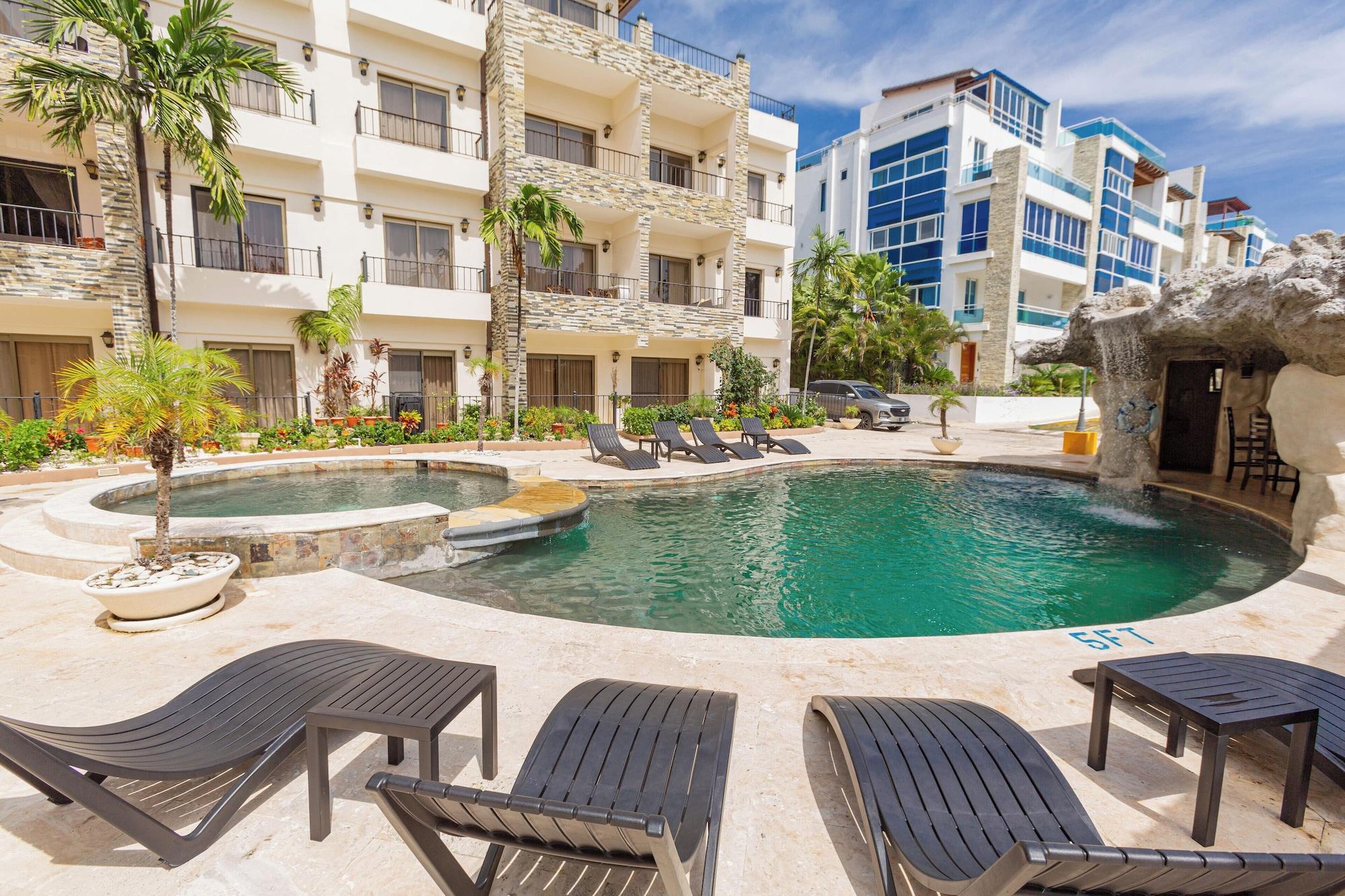 Vista Exterior Grand Laguna Beach Properties by Calisto Stays