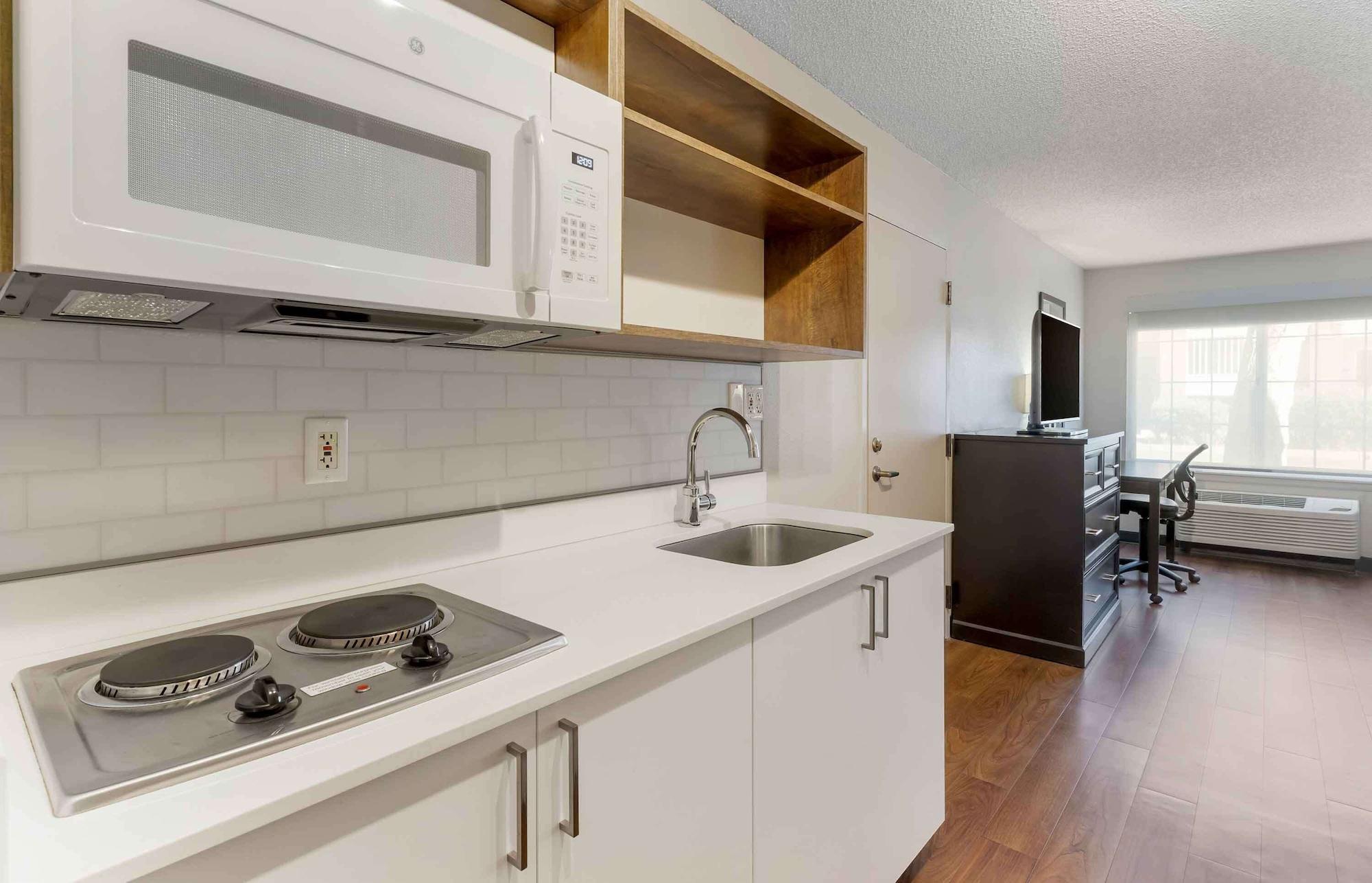 Equipamiento de Habitación Extended Stay America Suites San Jose Milpitas McCarthy Ranc