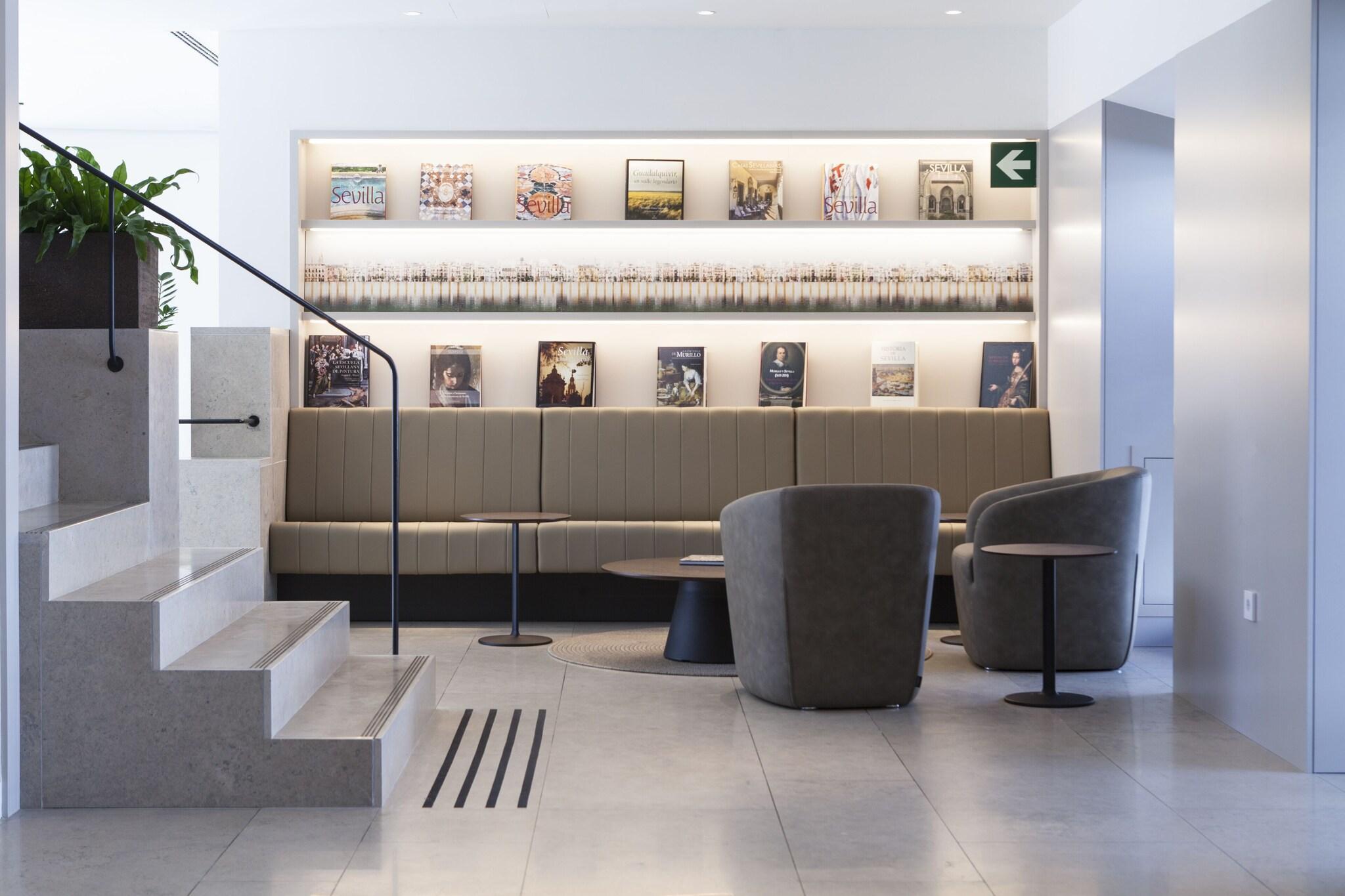 Vista Lobby Hotel Kivir Sevilla