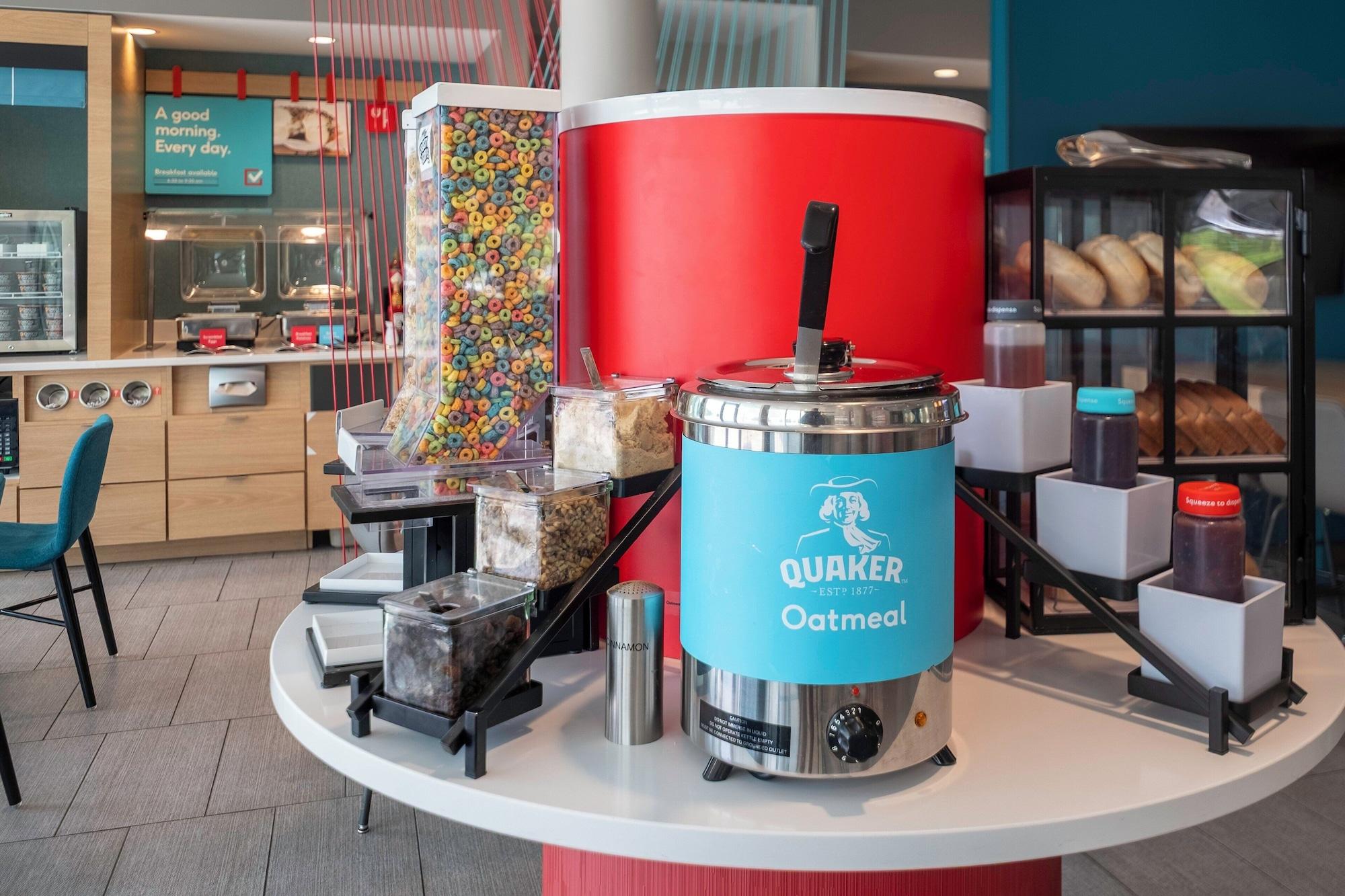 Restaurant avid hotel Staunton by IHG