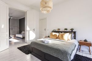 Alquiler Vacacional - 2/Comenstay.be/ JACUZZI Romantic Vintage 1-bedroom Apartment for Couples or 5ppl