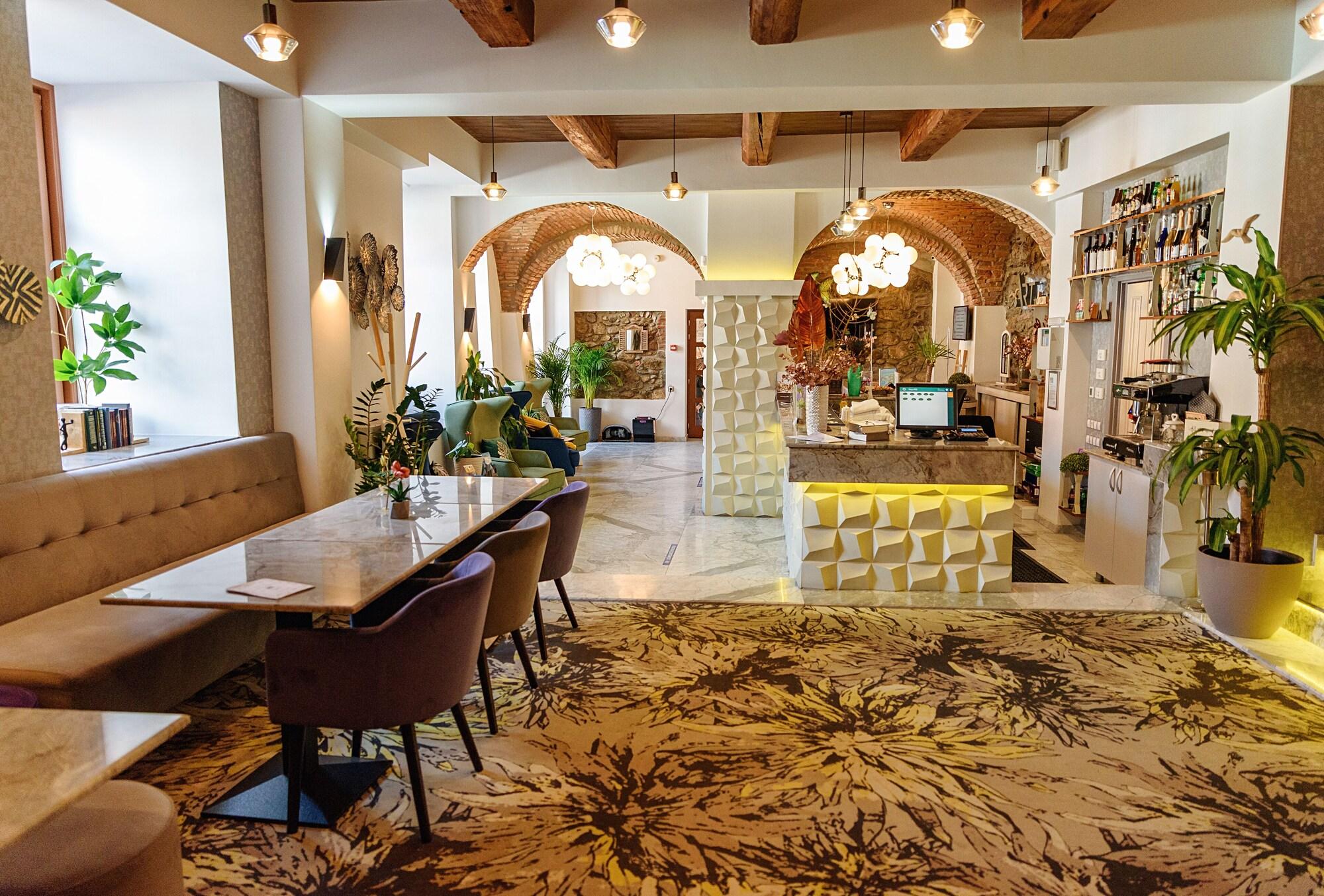 Vista Lobby ART HOTEL