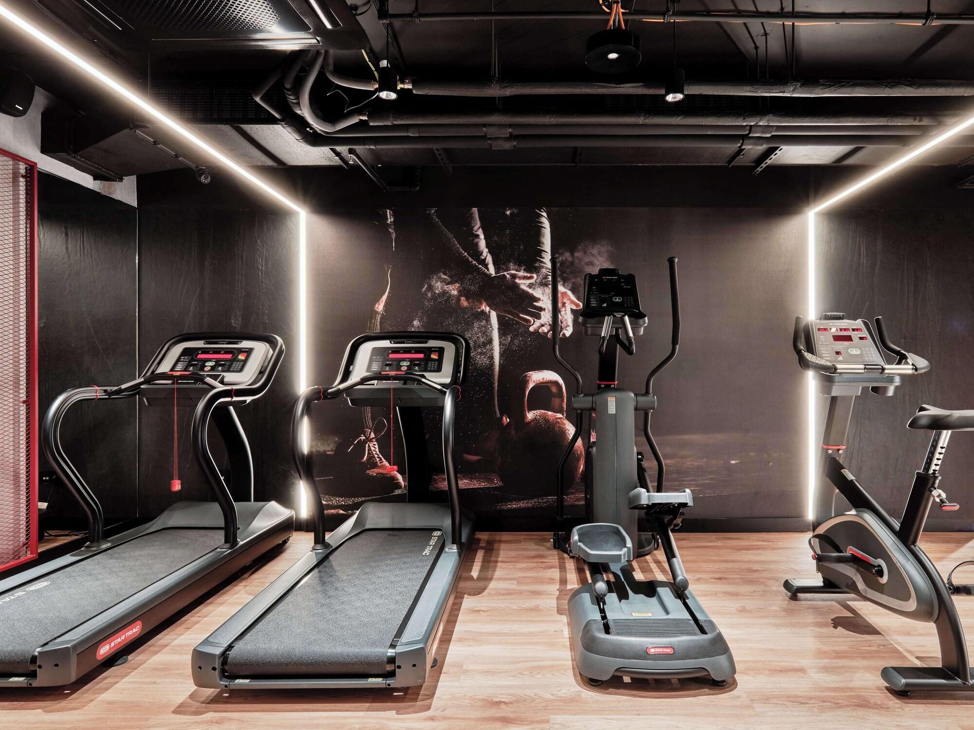 Gimnasio Radisson RED Hotel & Radisson RED Apartments, Kraków