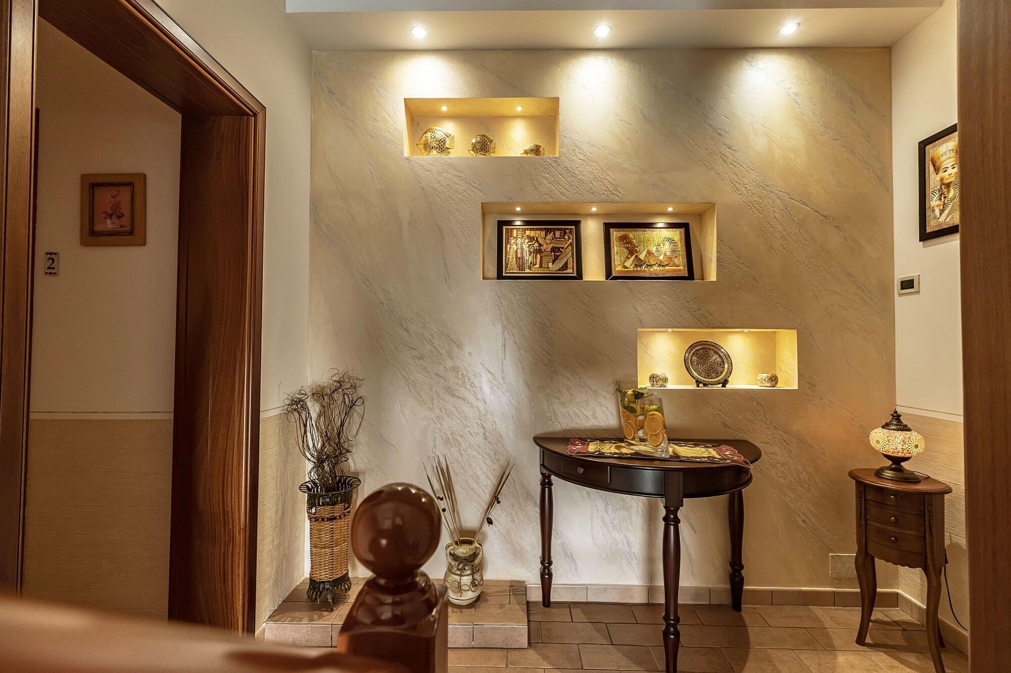 Vista Lobby Alba Marina Bed & Breakfast