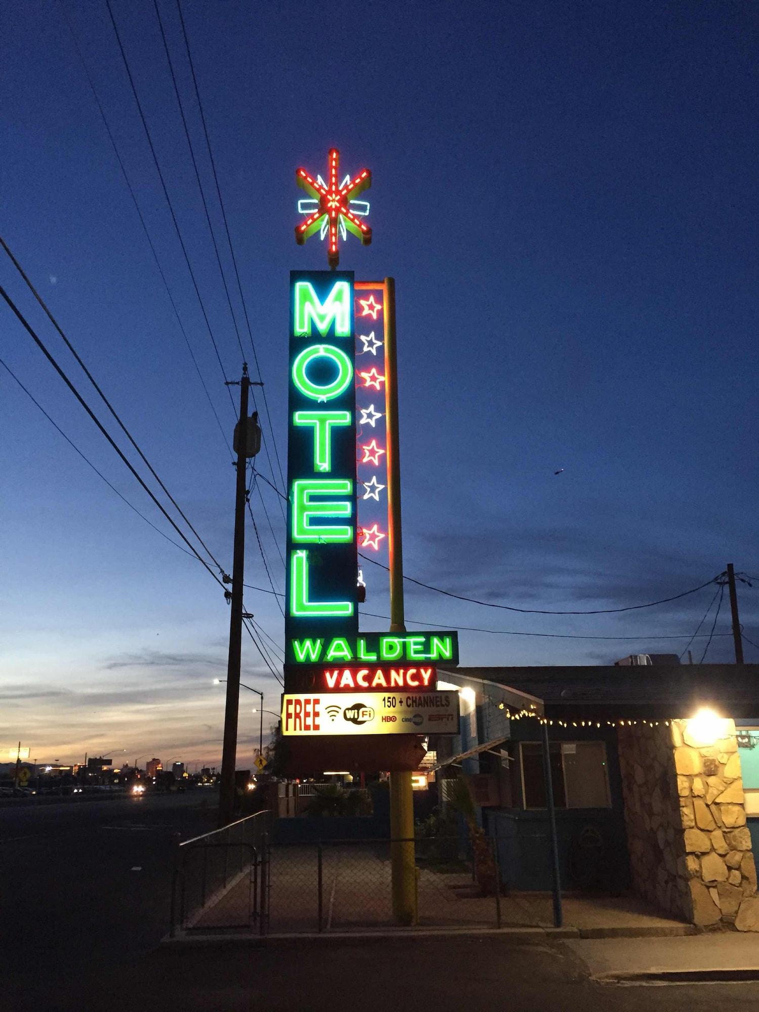 Varios Walden Motel