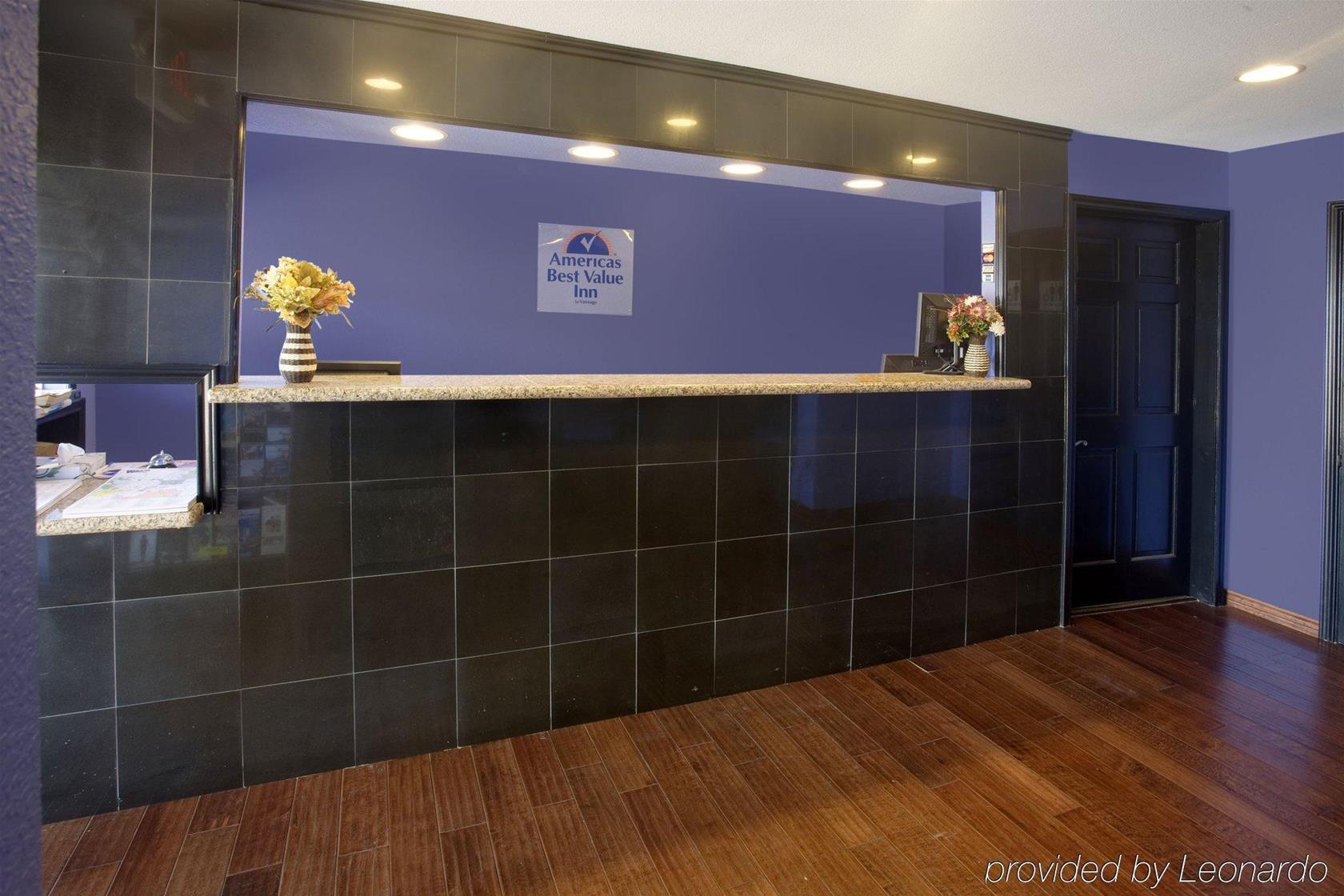 Vista Lobby Americas Best Value Inn Waco