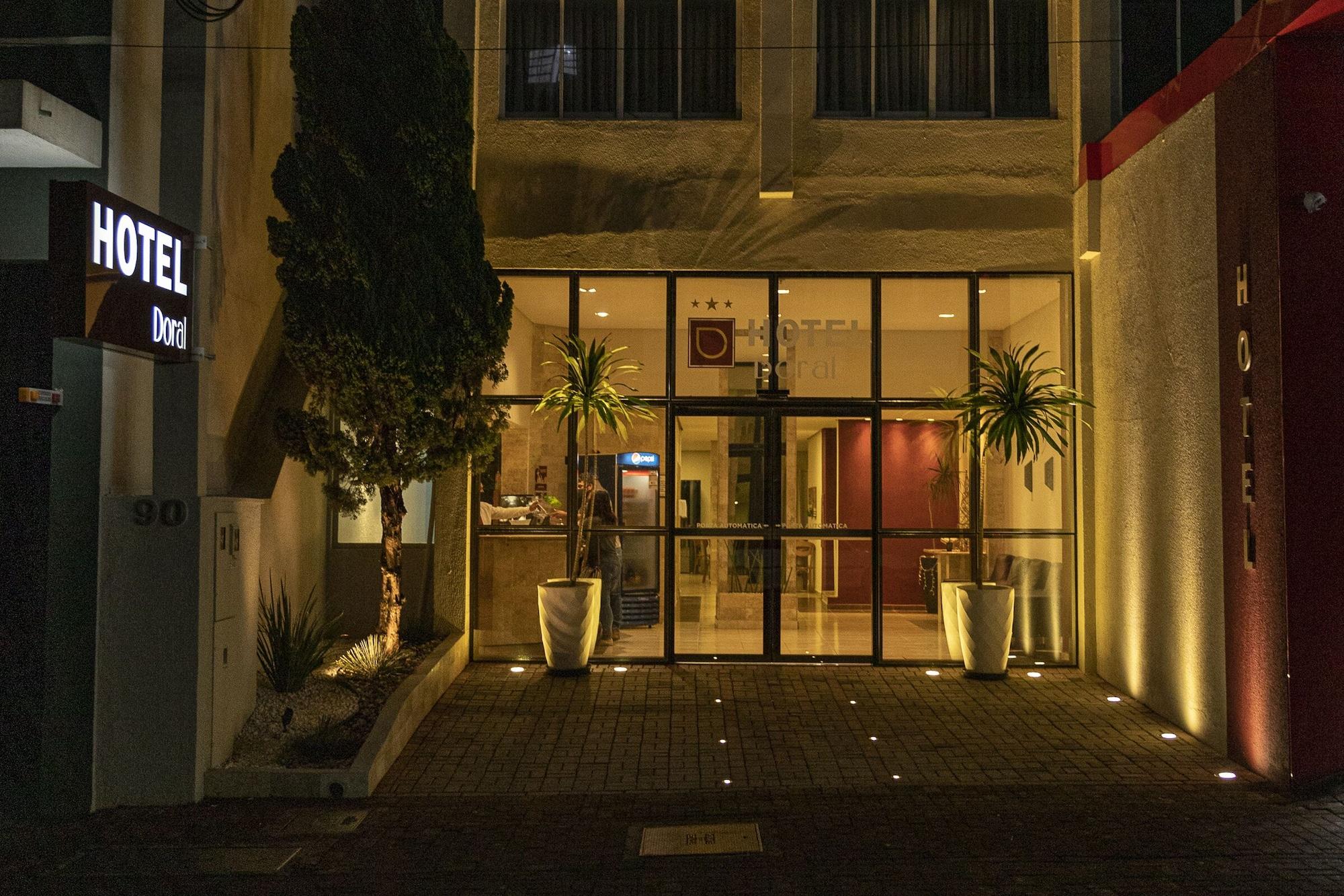 Vista Exterior Hotel Doral Apucarana