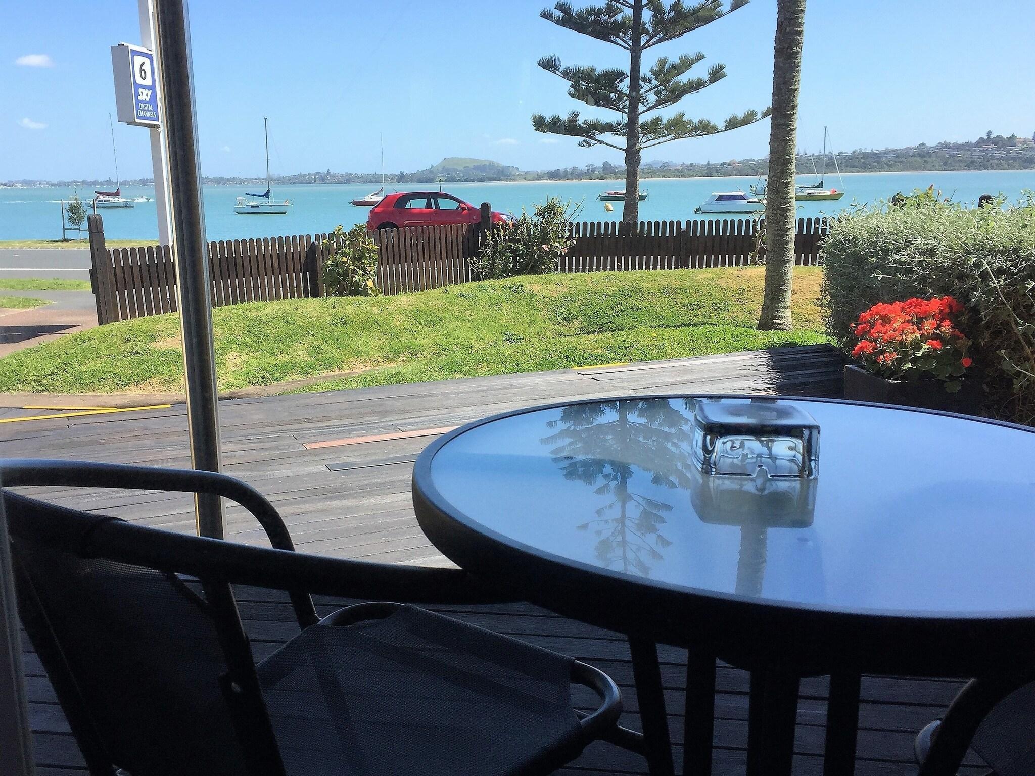 Varios Bucklands Beach Waterfront Motel