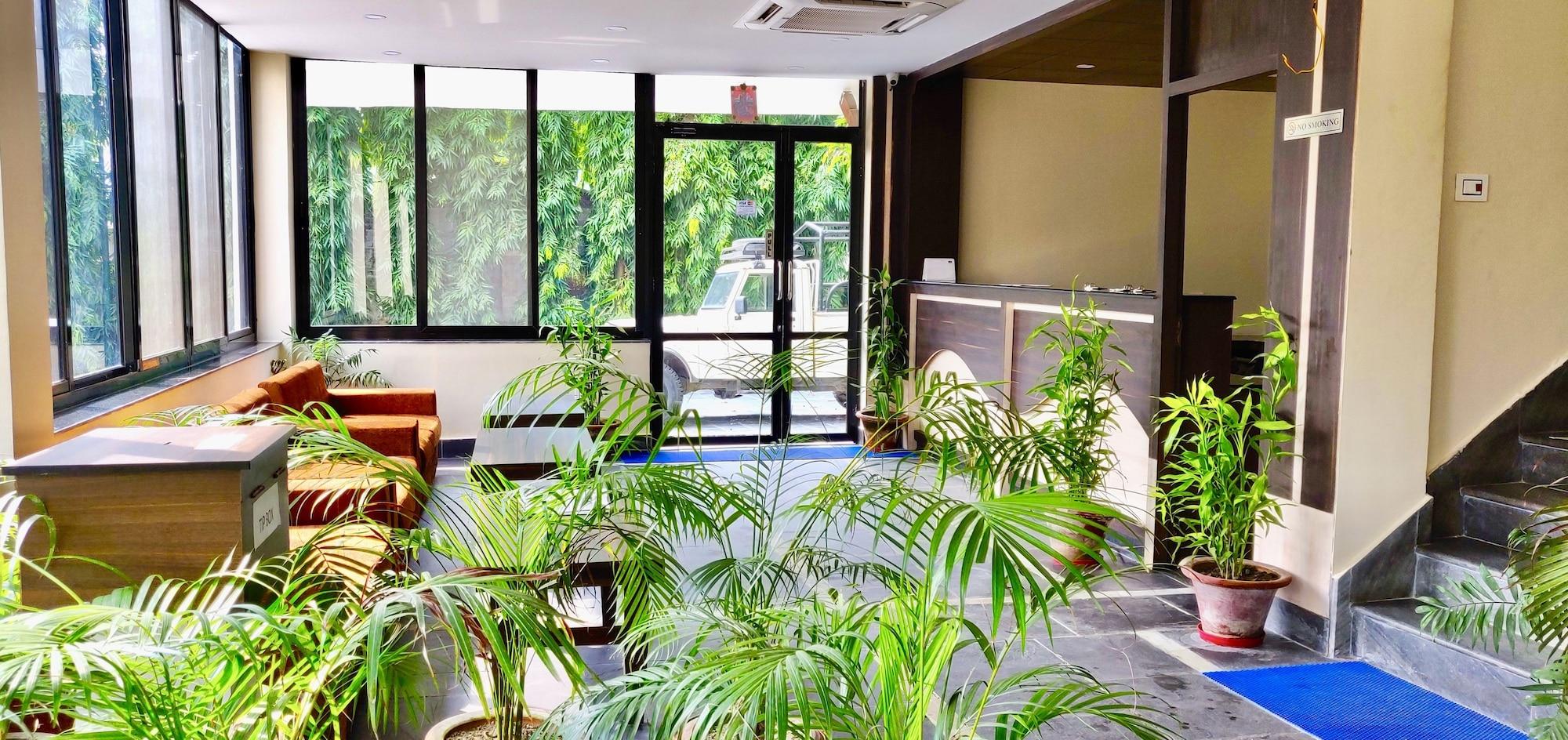 Vista Lobby Rhino Land Jungle Lodge