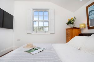 Alquiler Vacacional - Lighthouse With Sea-views in Cumbria, No Deposit