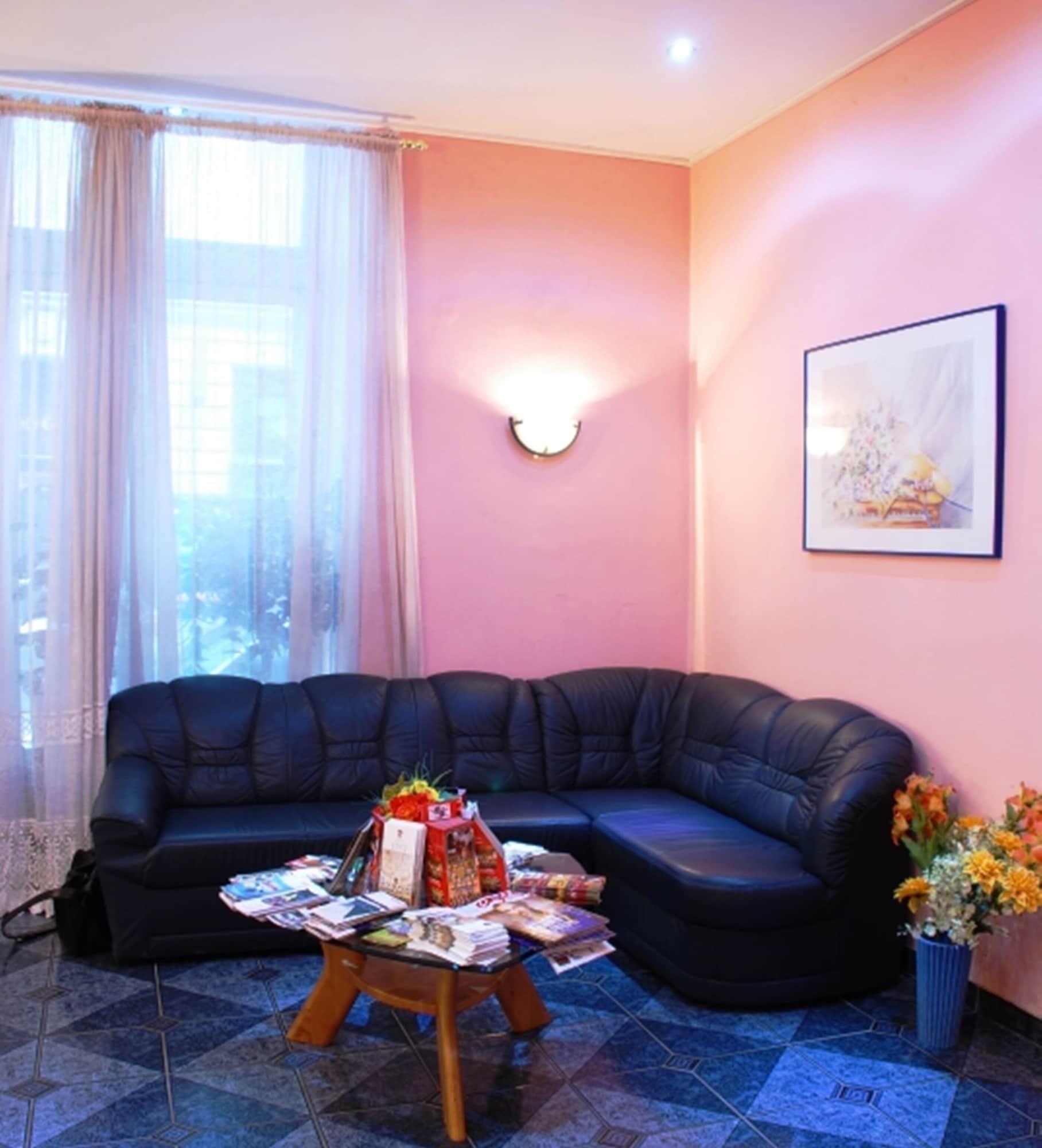 Comodidades del Alojamiento Hotel Arpi