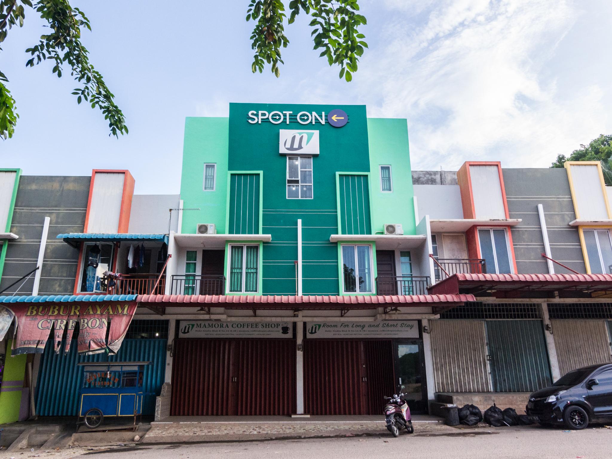 Vista Exterior OYO 1917 Mamora Homestay