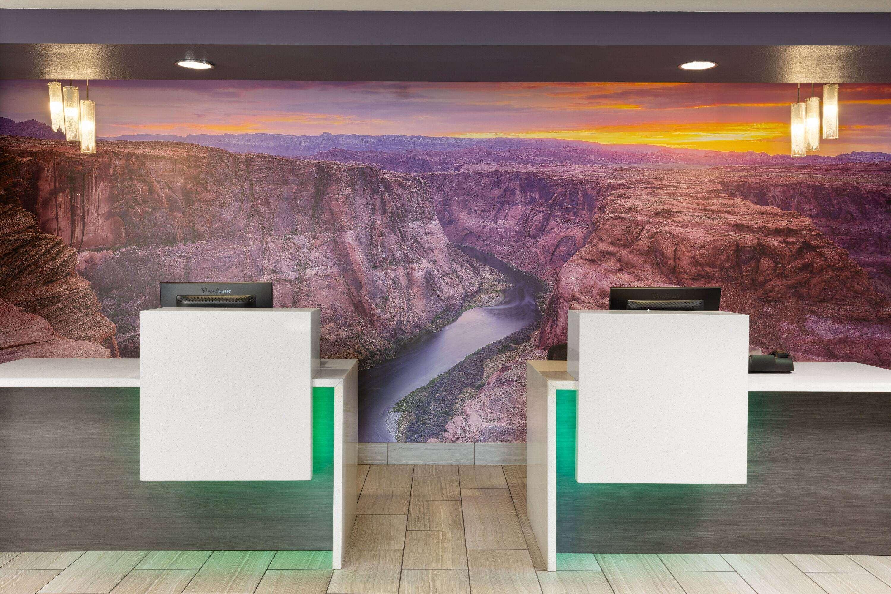 Vista Lobby La Quinta Inn & Suites by Wyndham Williams-Grand Canyon Area