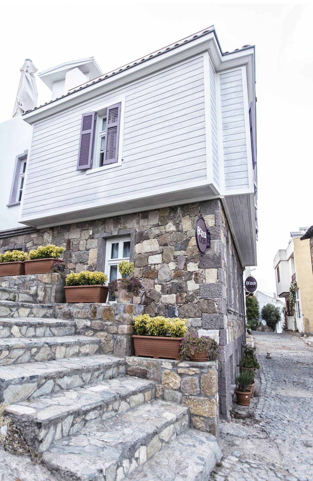 Vista Exterior Bozca Oda