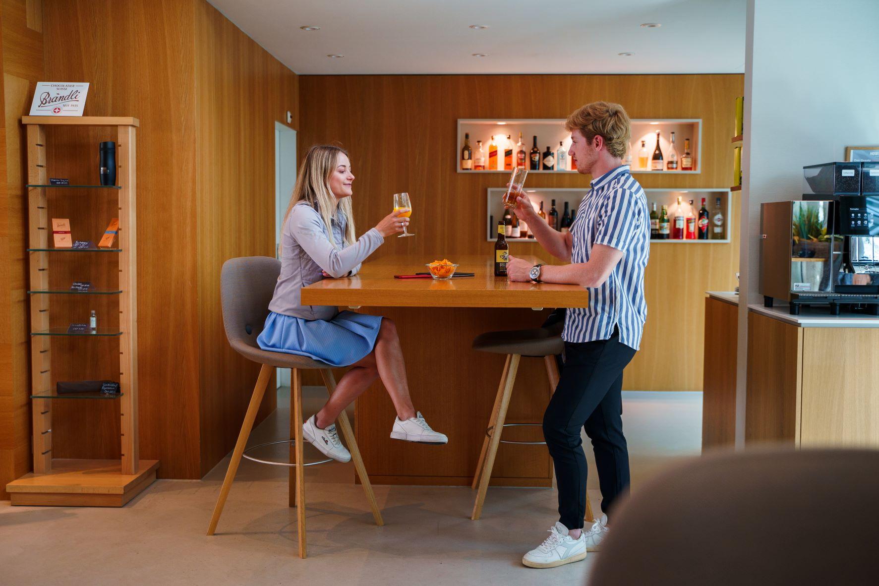 Bar/Salón Wettstein