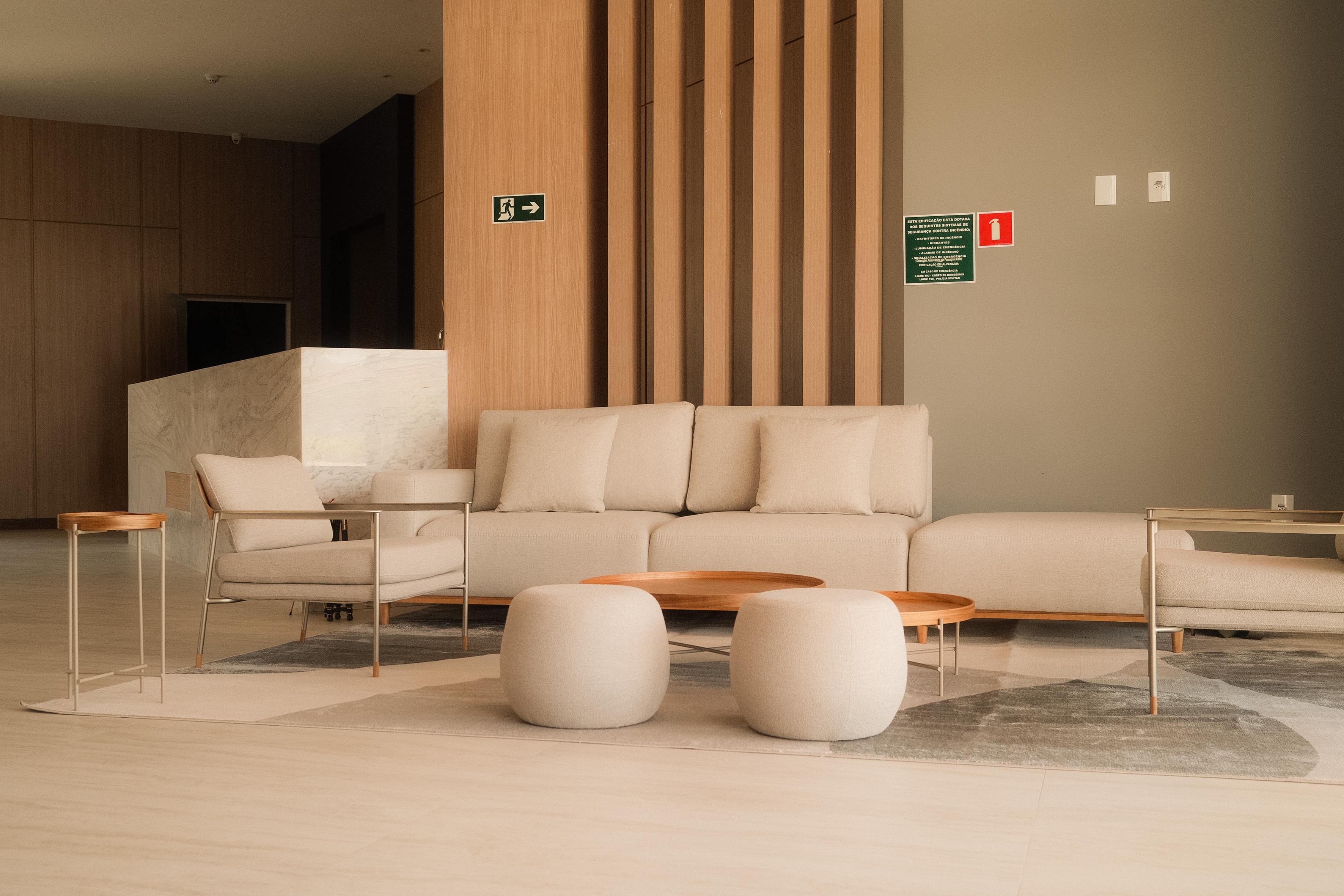 Vista Lobby CLATT HOTEL