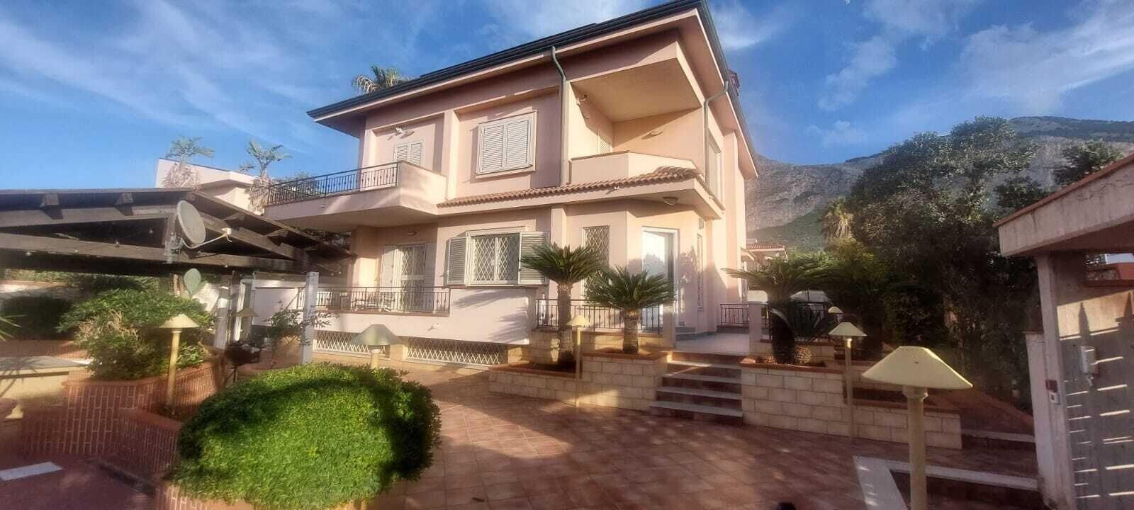 Vista Exterior Villa Seven Palms