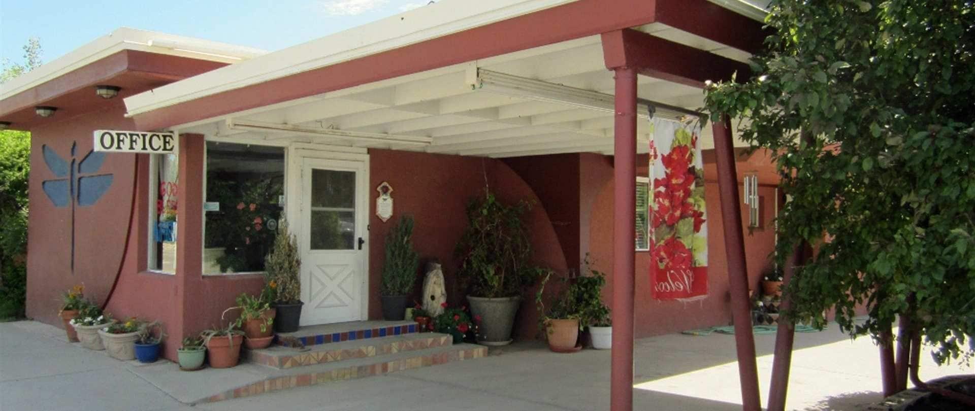 Varios Big Horn Motel