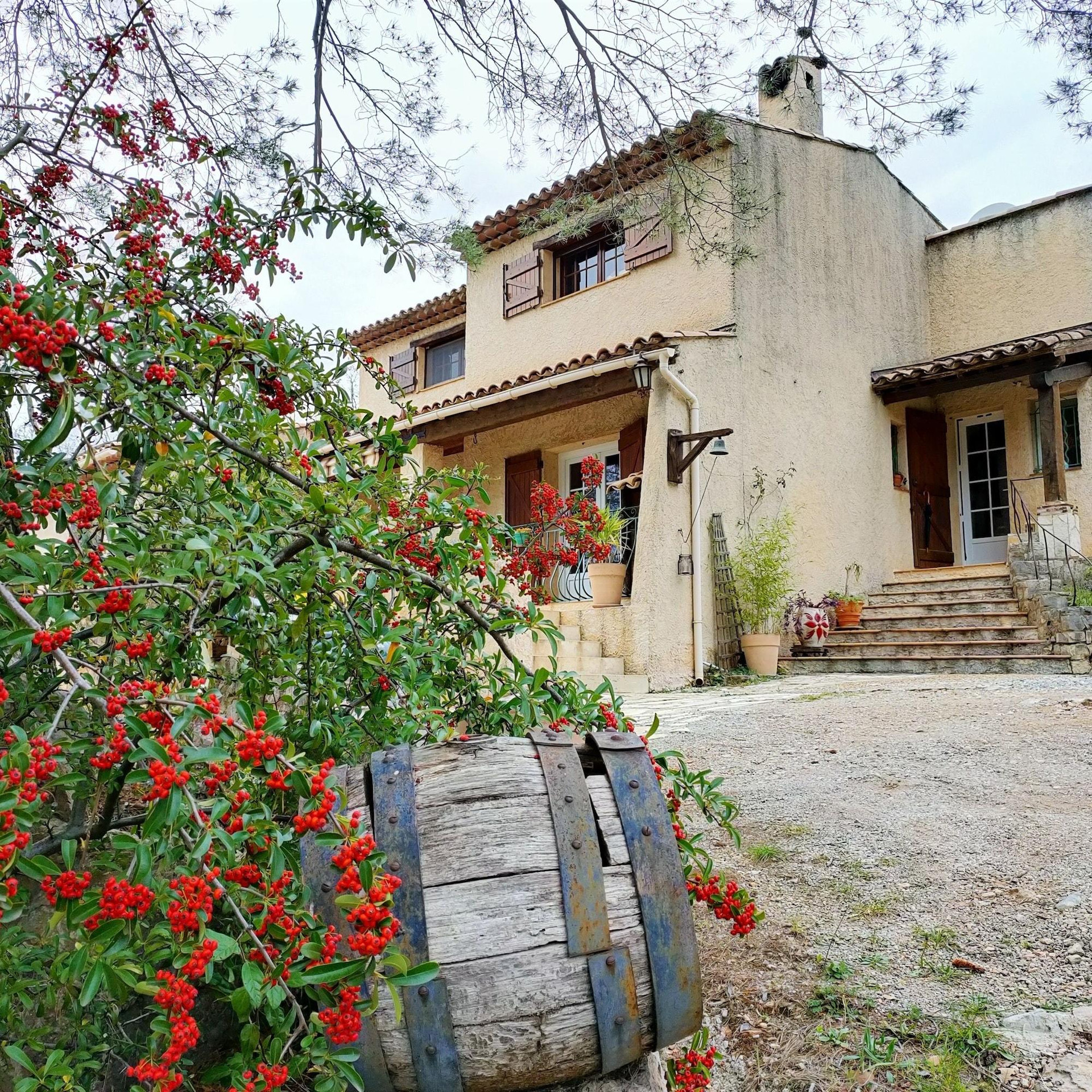 Vista Exterior Villa Les Chariotins