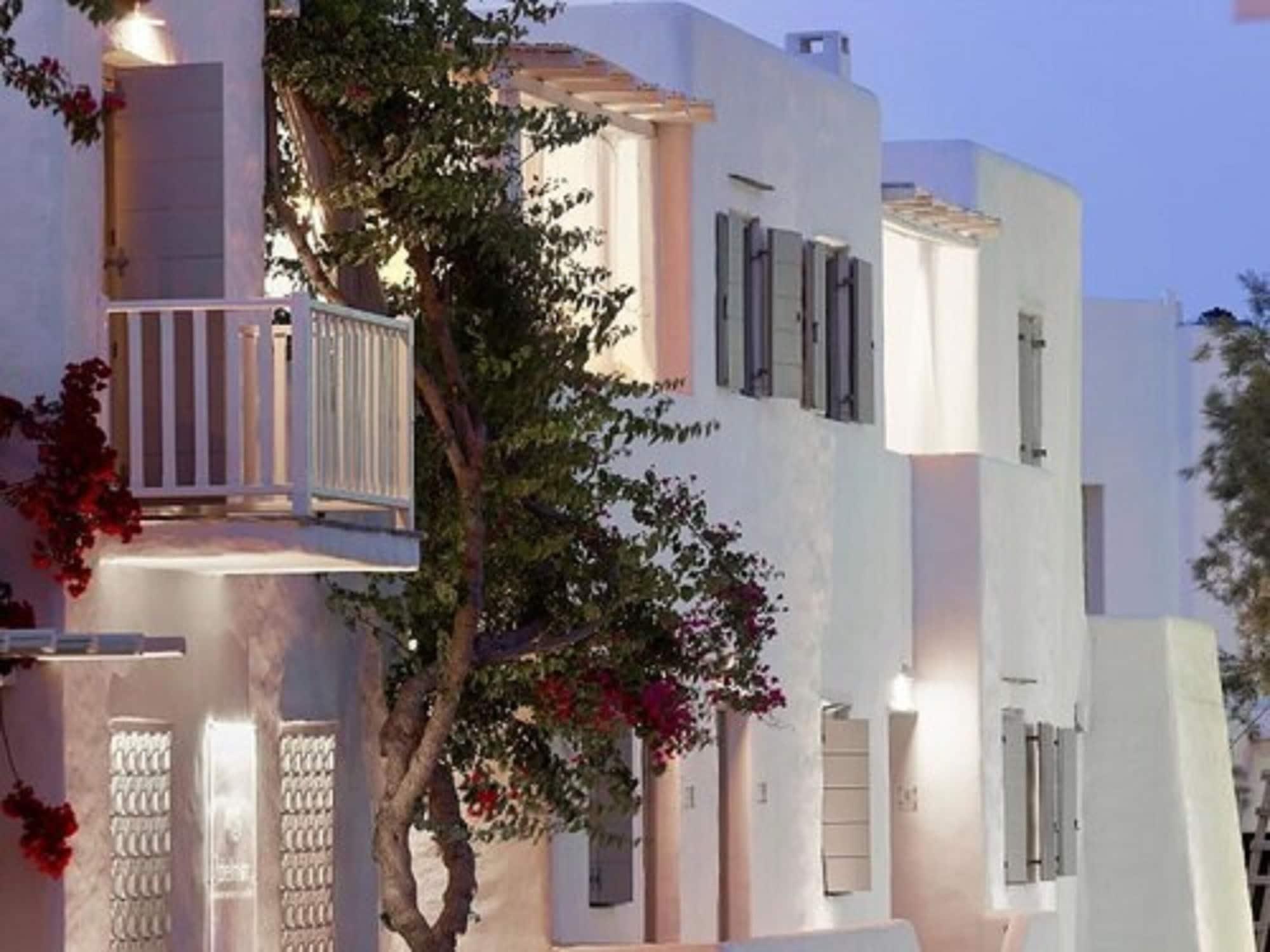 Vista Exterior Delmar Apartments & Suites - Delmar Collection