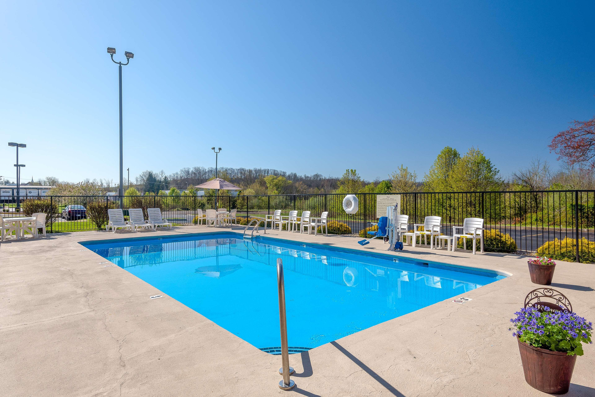 Vista Piscina Hampton Inn Parkersburg-Mineral Wells