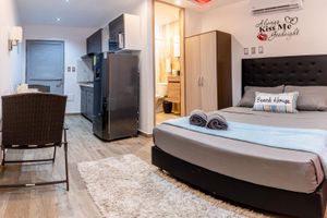 Alquiler Vacacional - Comfort+Tranquility=Romantic Studio Apartment with Pool and Parking