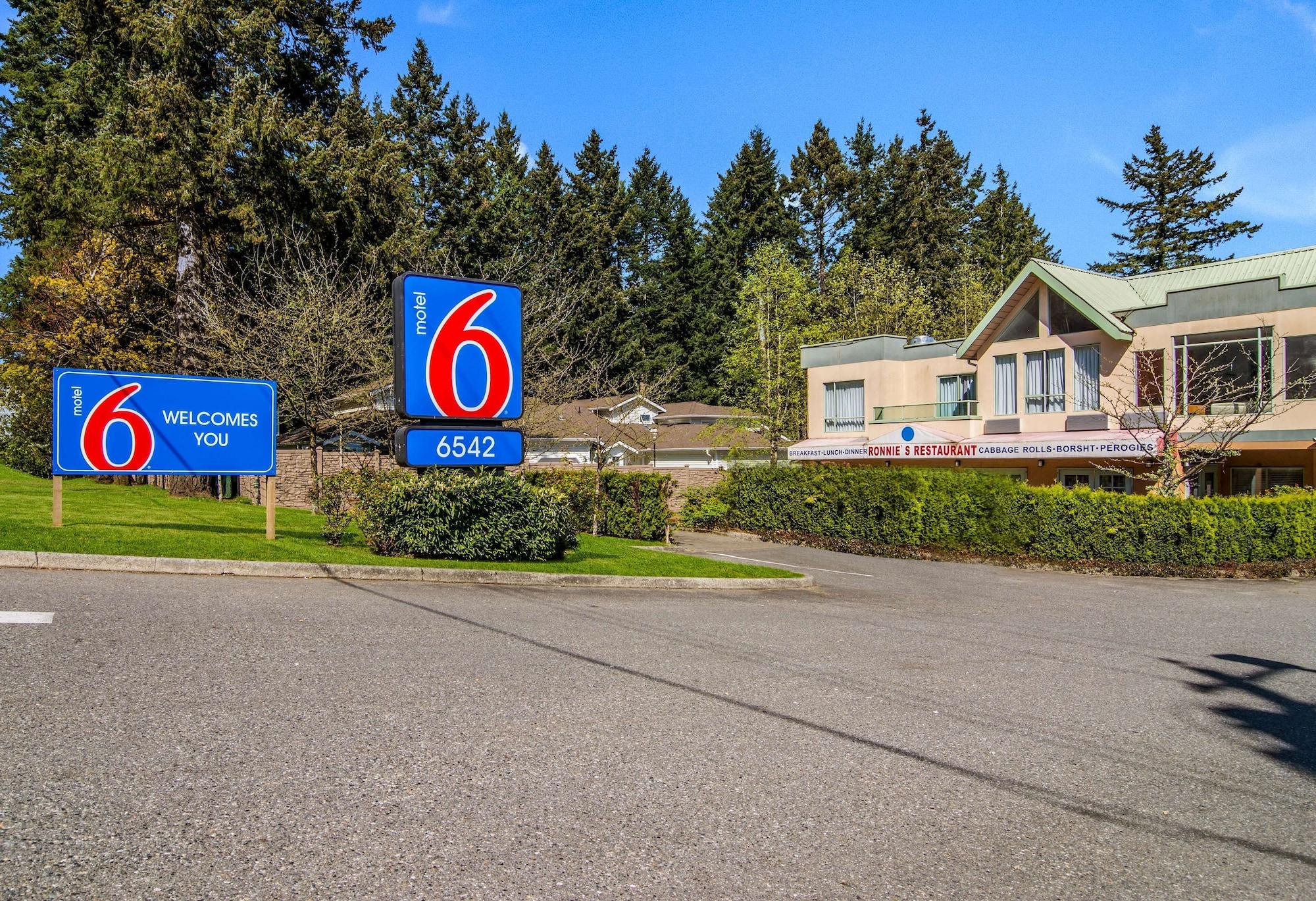 Varios Motel 6 Surrey, BC