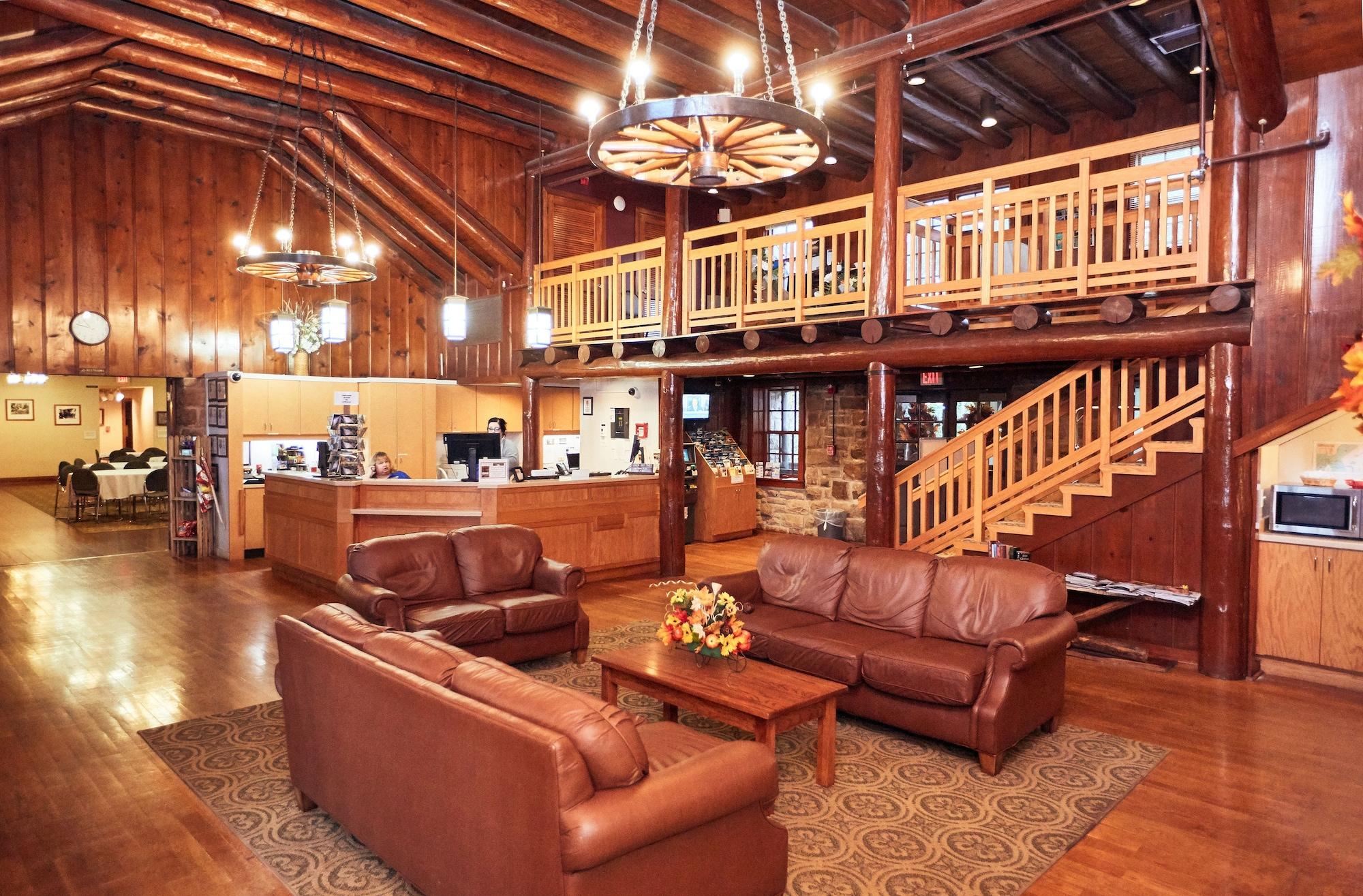Vista Lobby Cumberland Falls State Resort Park