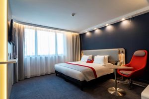 Alojamiento - Holiday Inn Express Paris - CDG Airport by IHG