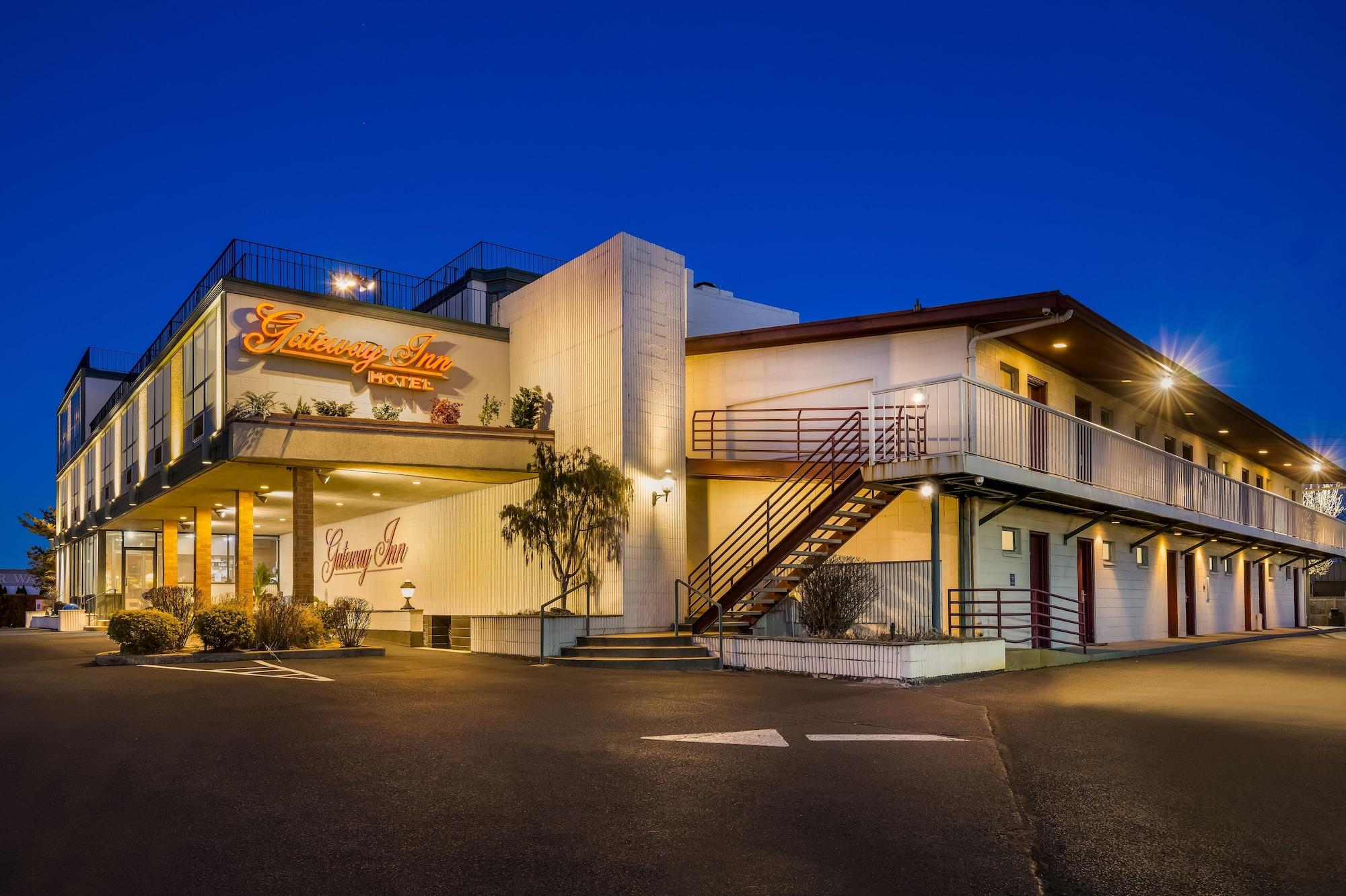 Vista Exterior Gateway Inn