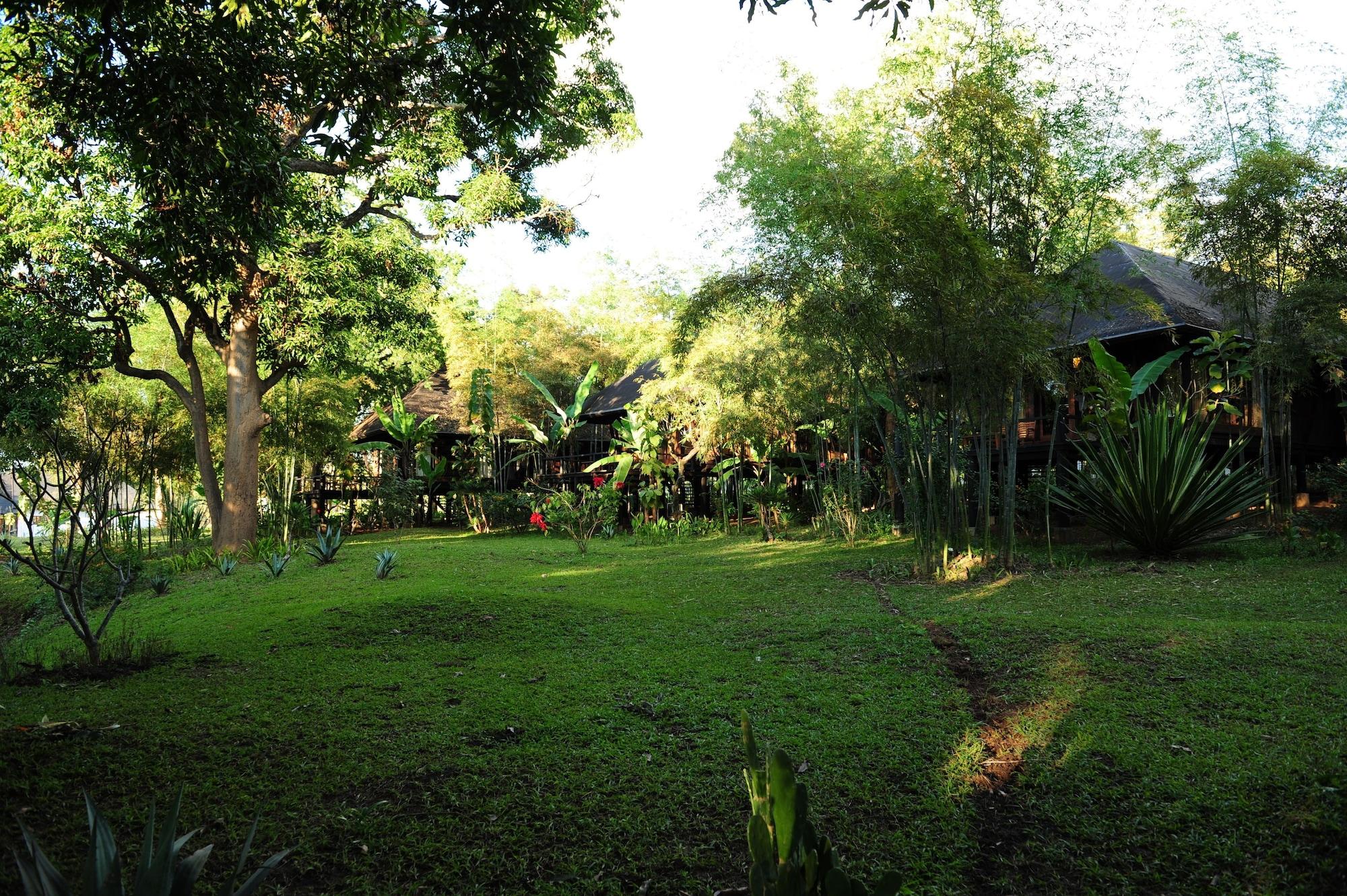 Vista Exterior Villa Inle Boutique Resort