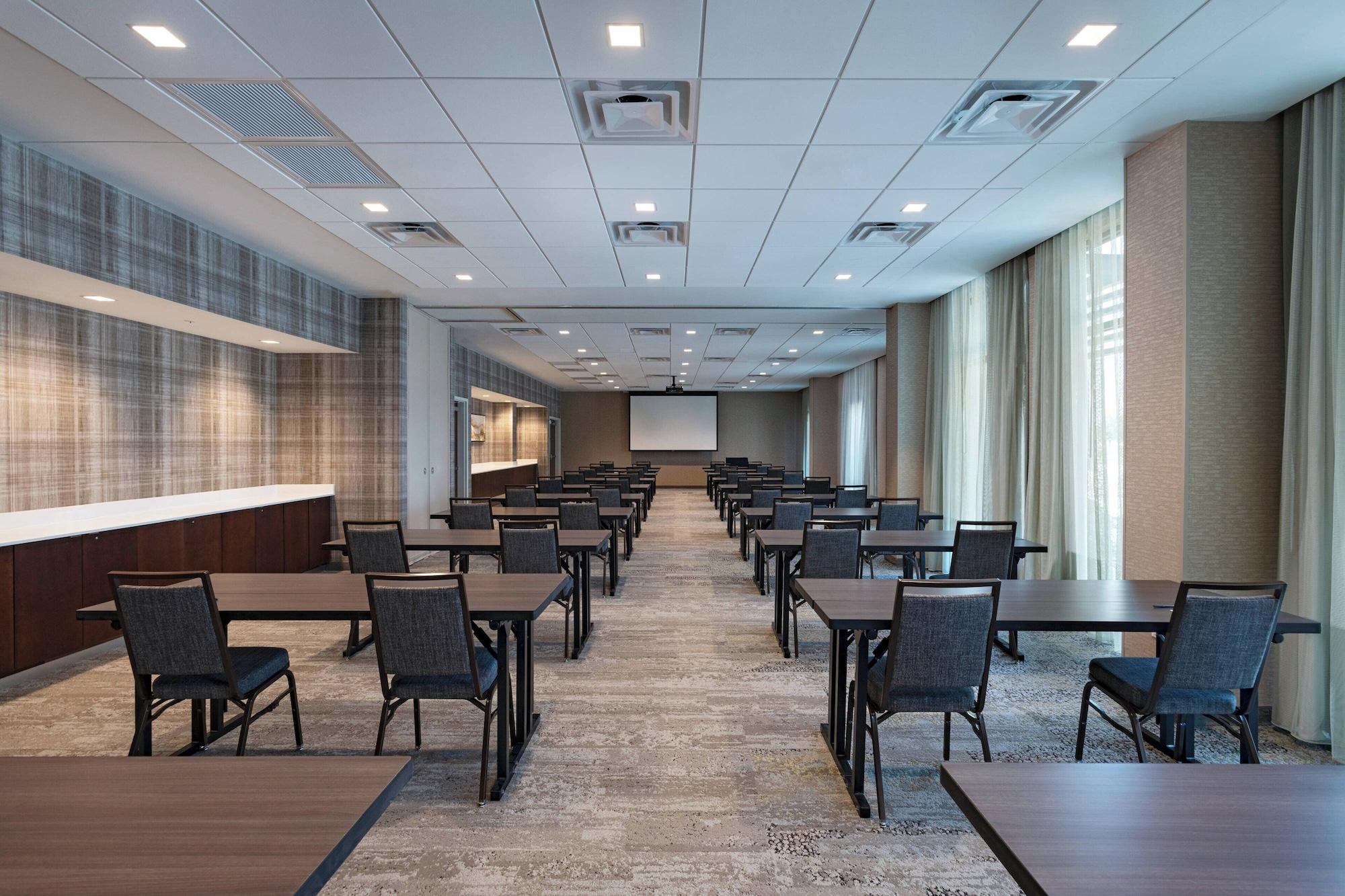 Sala de Reuniones Courtyard by Marriott Dallas Grand Prairie