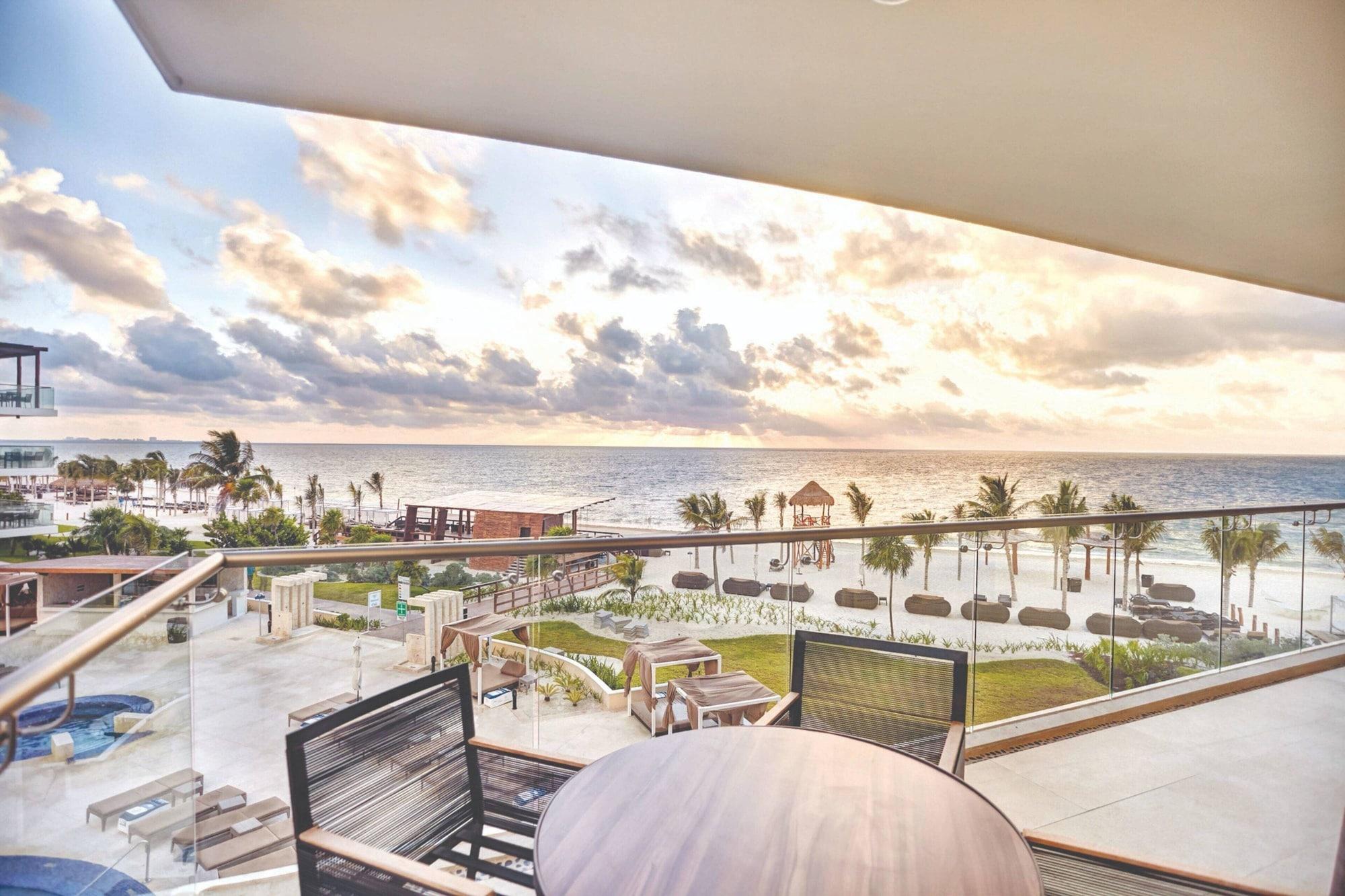 Habitación Royalton Riviera Cancun, An Autograph Collection All-Inclusive Resort & Casino