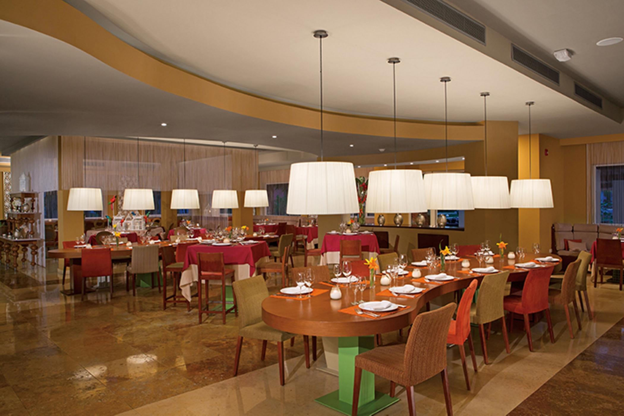 Restaurant Now Garden Punta Cana