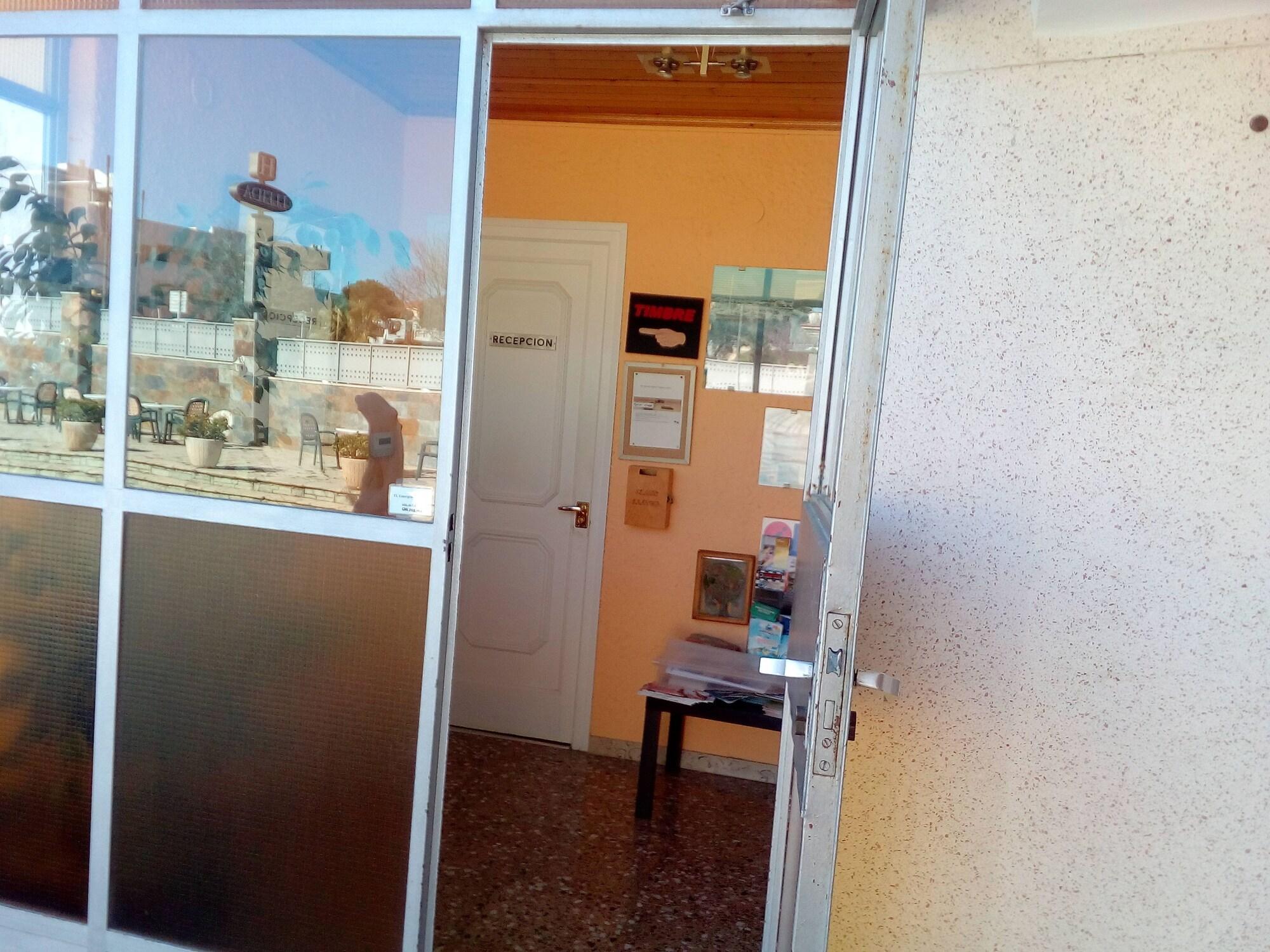 Vista Lobby Hostal Lleida