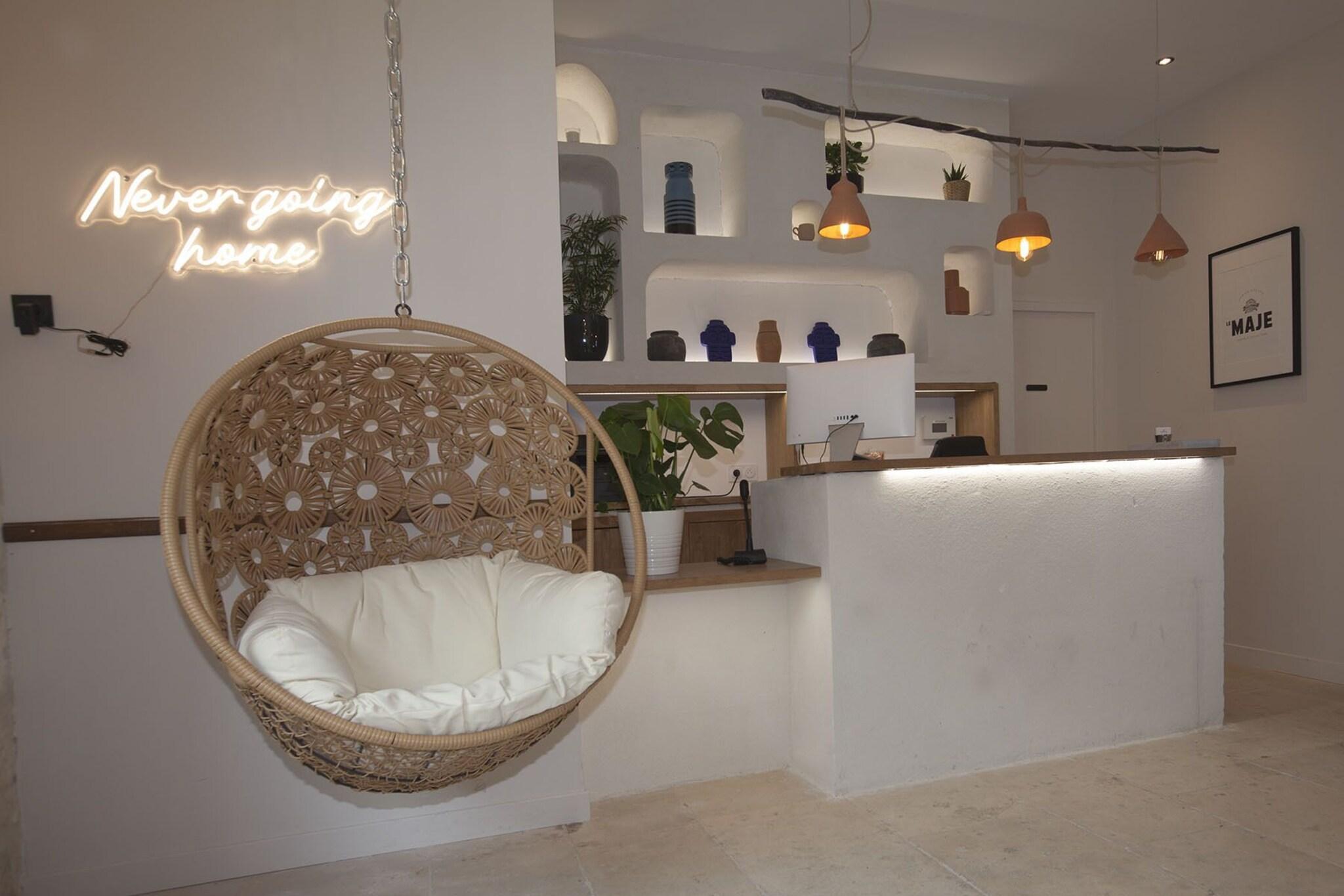 Vista Lobby Le Maje Hostel