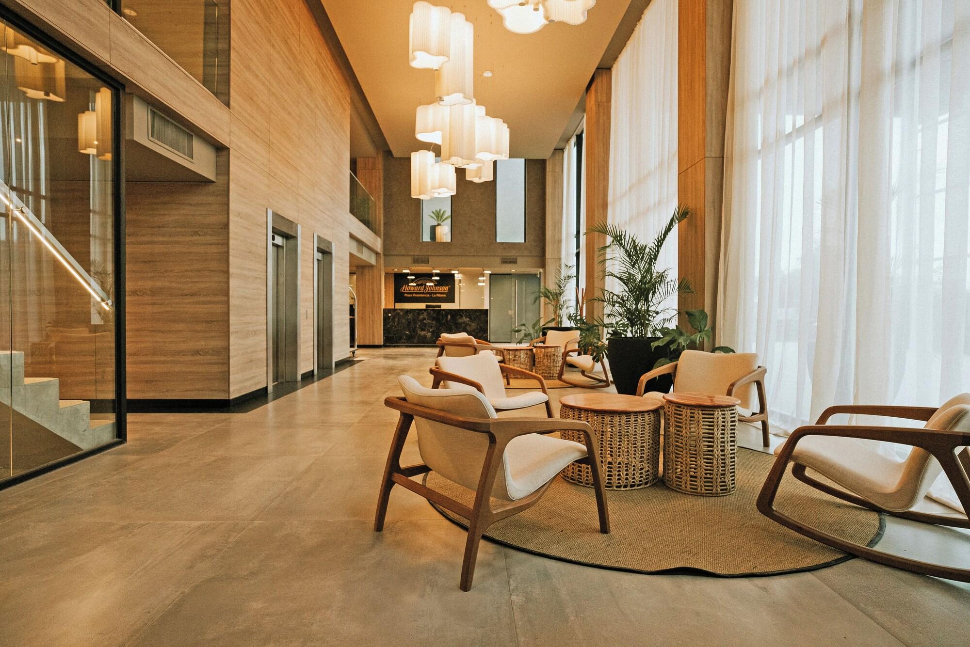 Vista Lobby Howard Johnson Plaza La Ribera