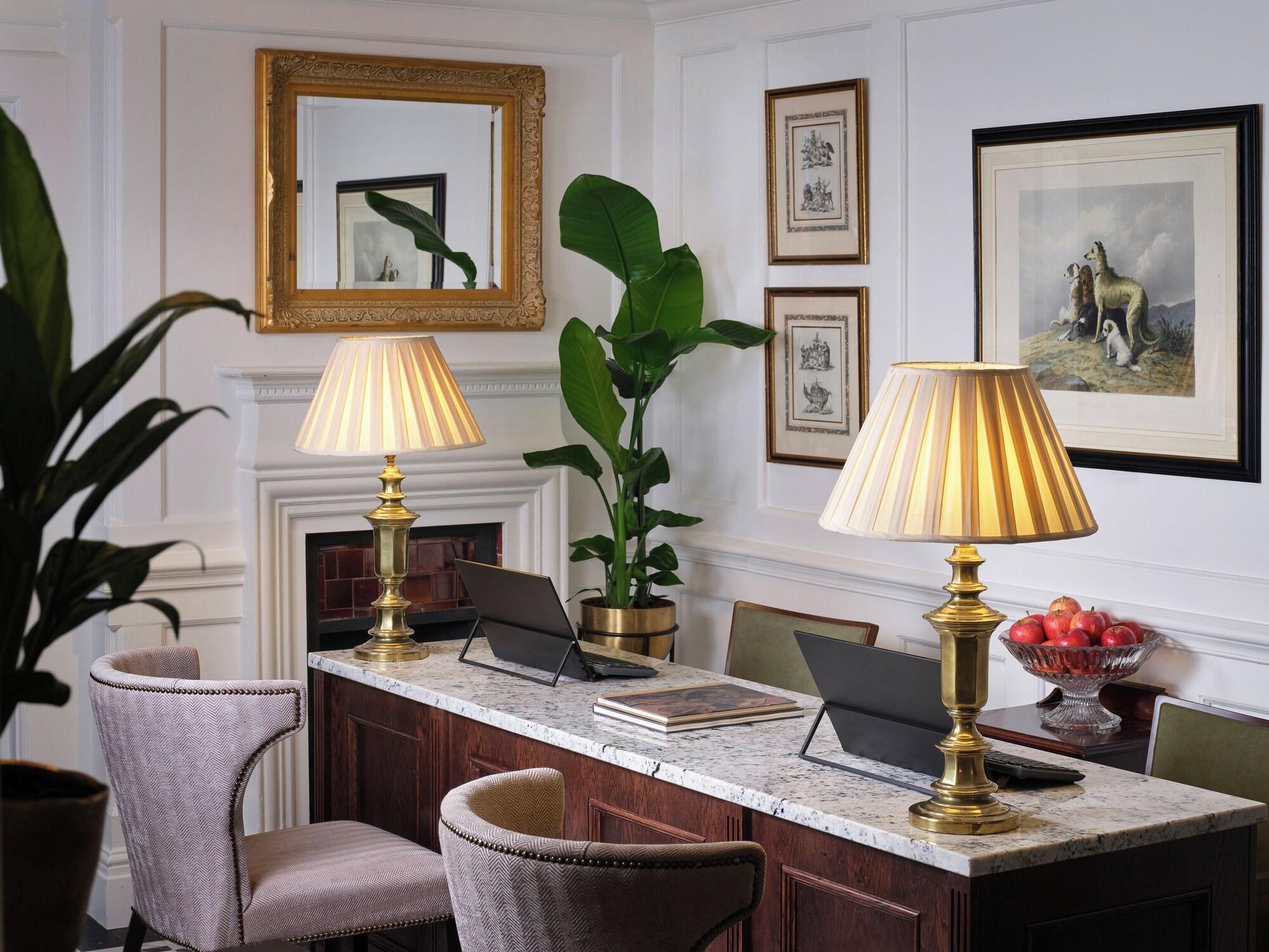Vista Lobby The Chelsea Townhouse by Iconic Luxury Hotels