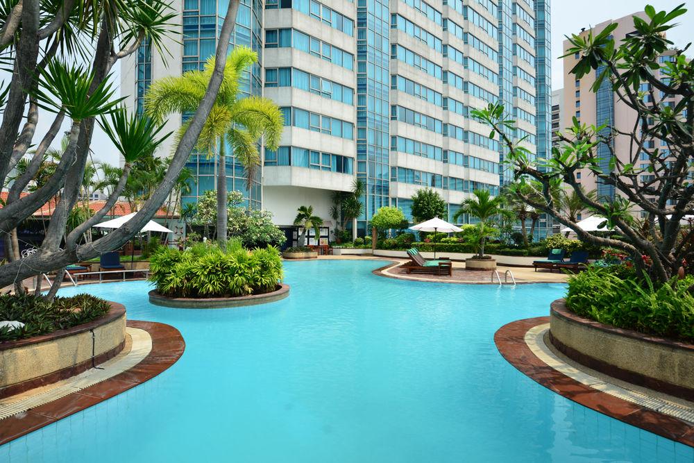 Vista Piscina Executive Club at Windsor