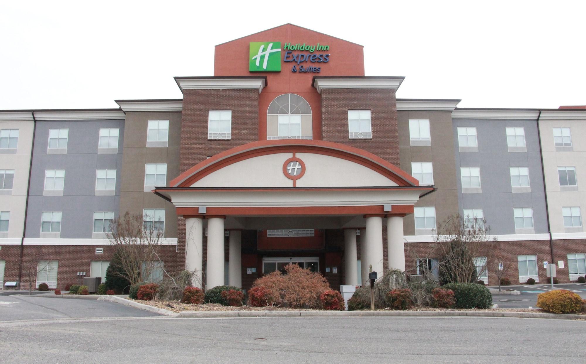 Vista Exterior Holiday Inn Express and Suites Wytheville by IHG