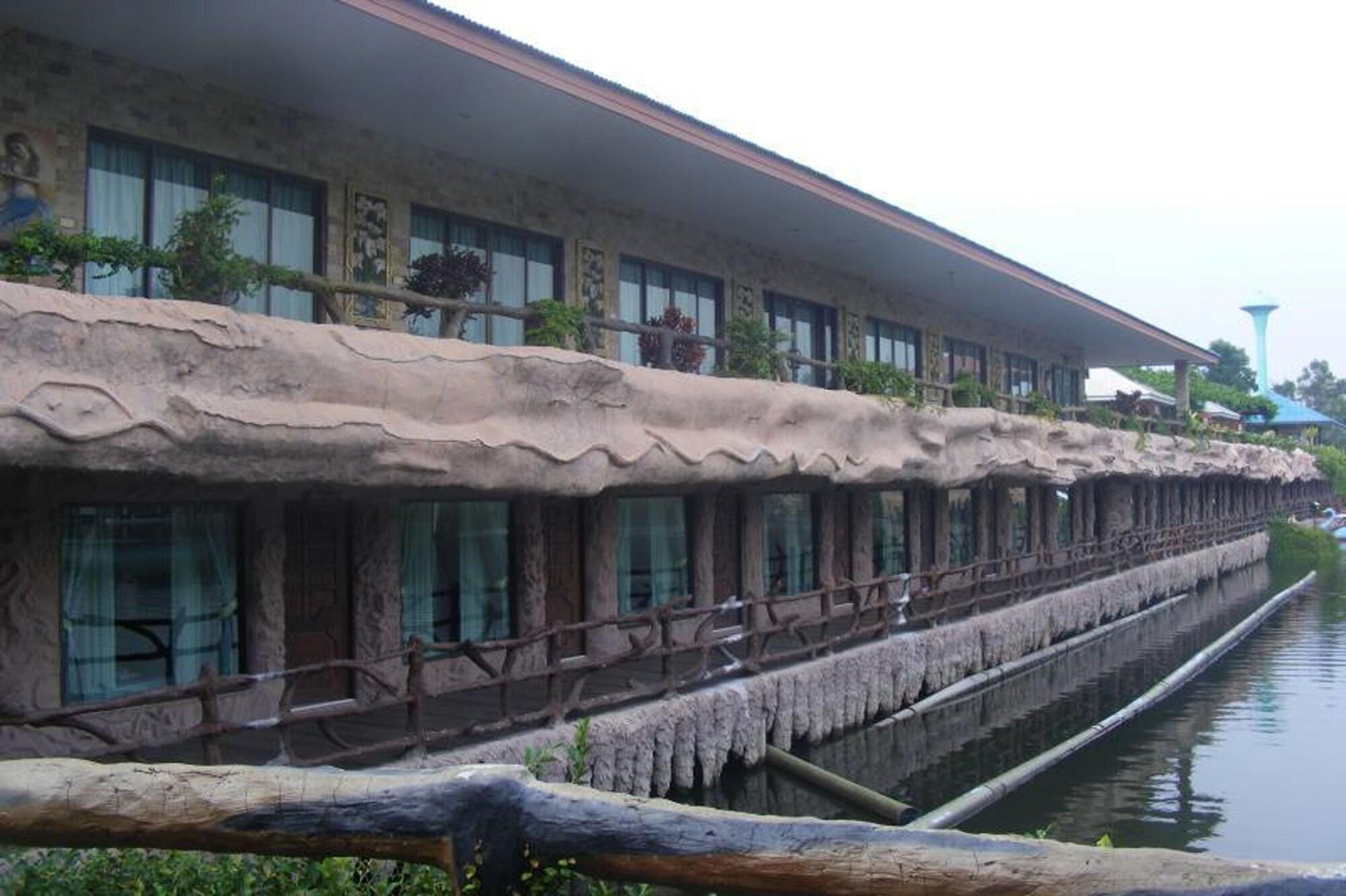 Vista Exterior Chart Thip Resort